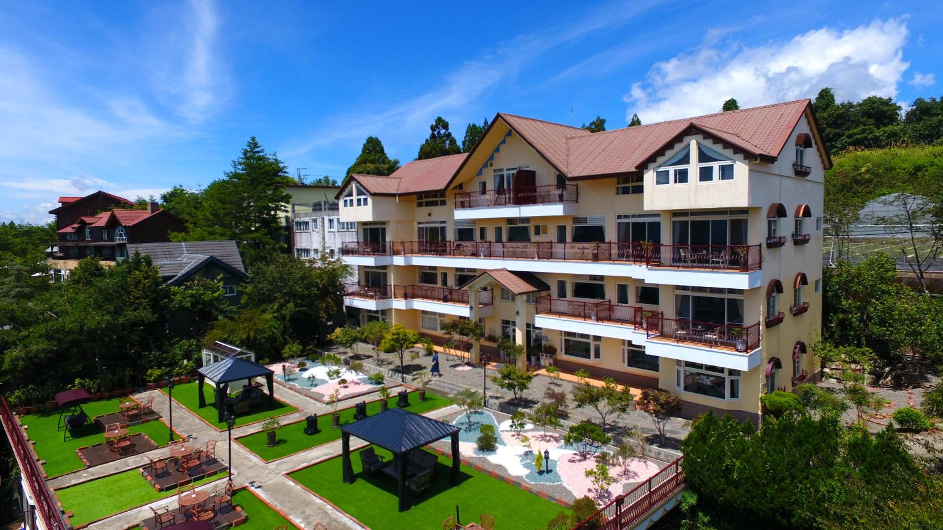 Qingjing Baiyun Resort view 5