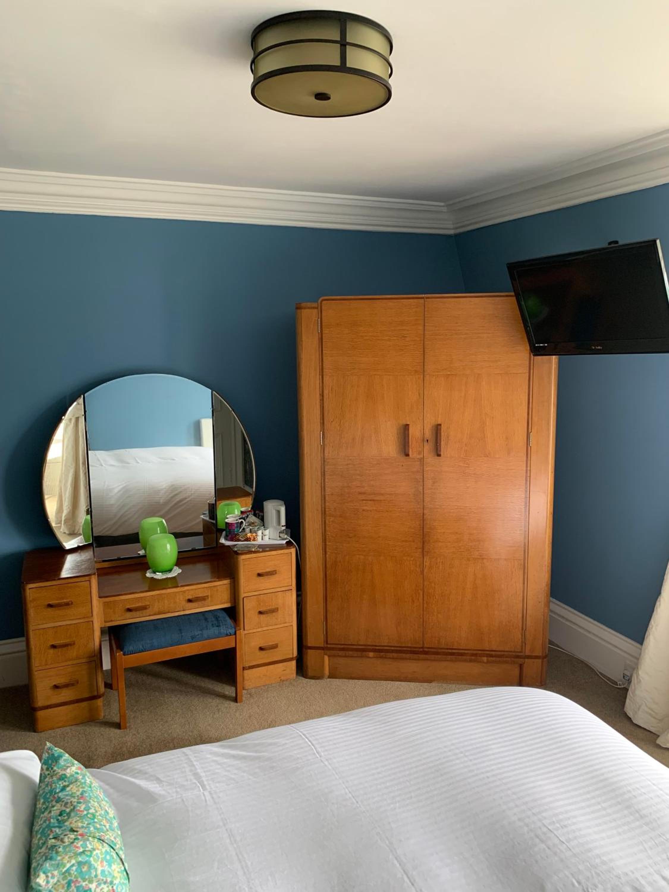 Leven House Bed and Breakfast