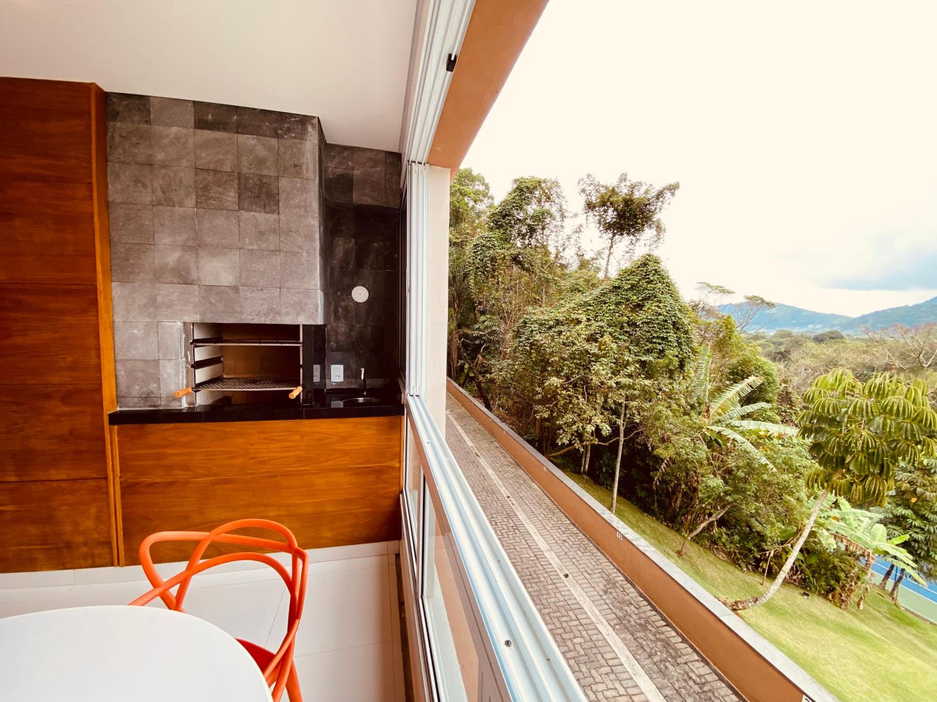 Vista Mágica em Camburizinho D