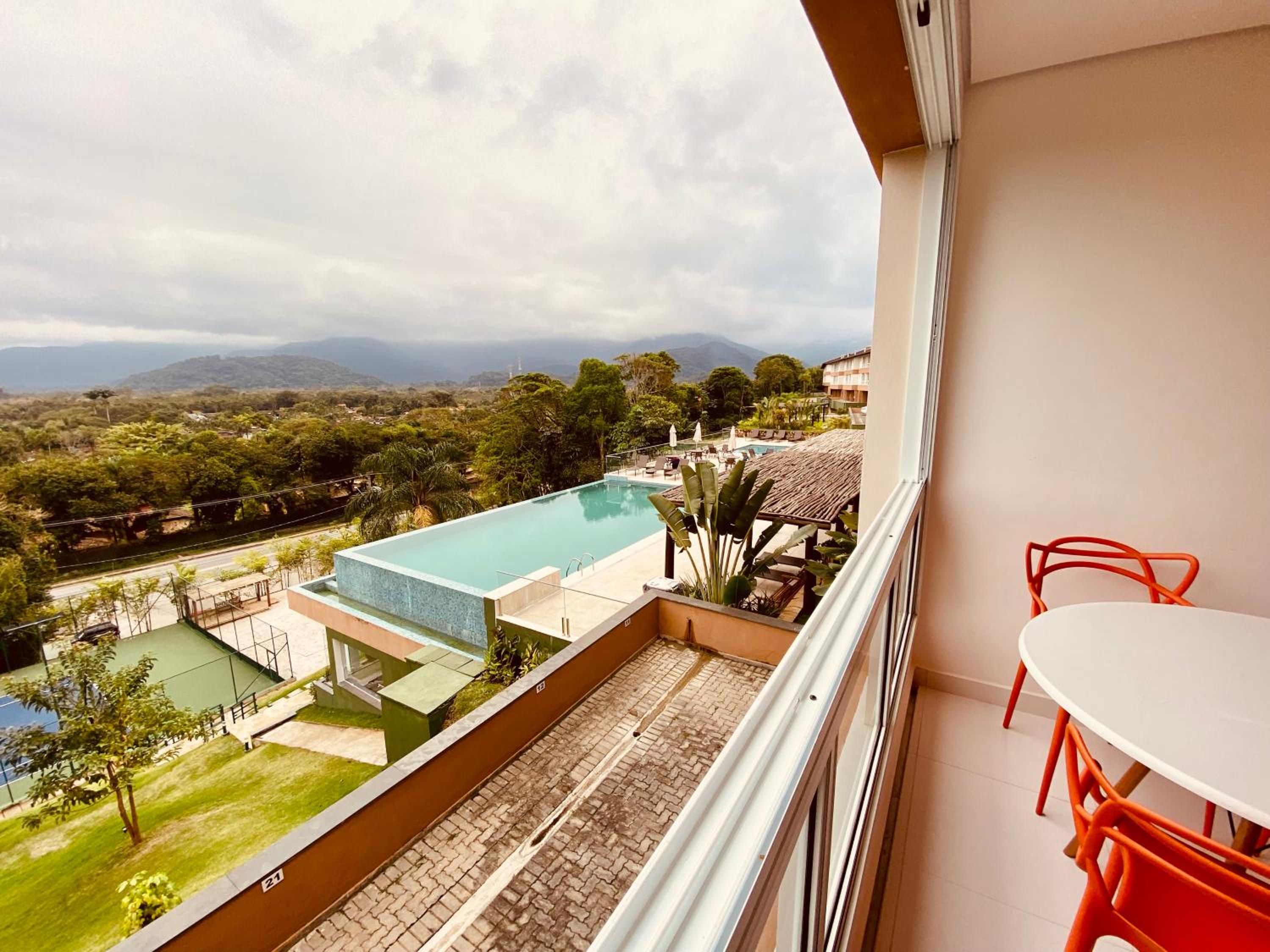 Vista Mágica em Camburizinho D