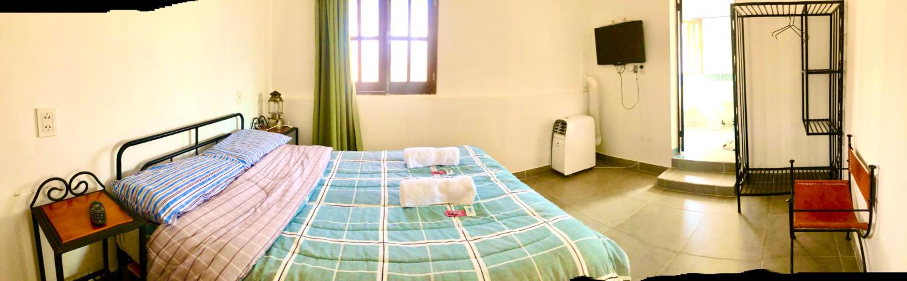 Hostal Los Faroles Chicoana
