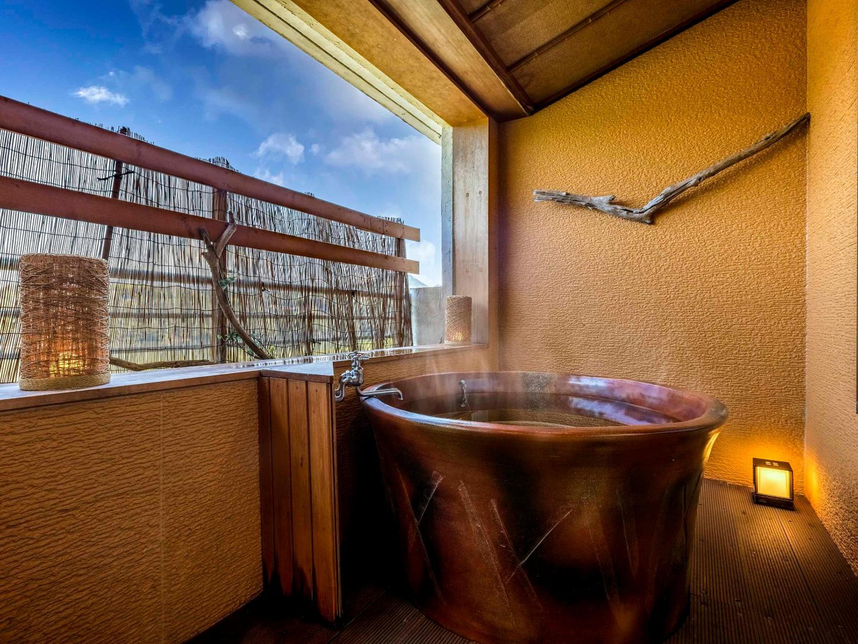 Ooedo Onsen Monogatari Premium Enakyo