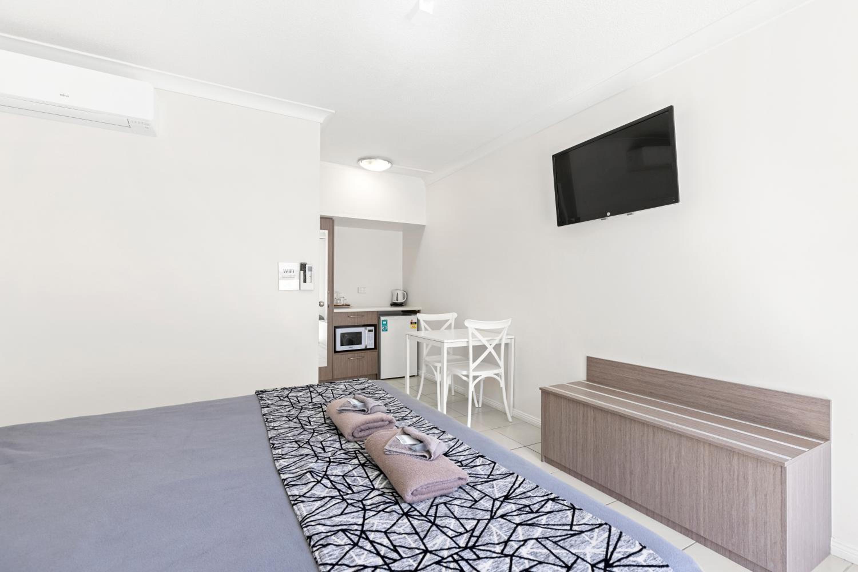 Surf Beach Motel Coffs