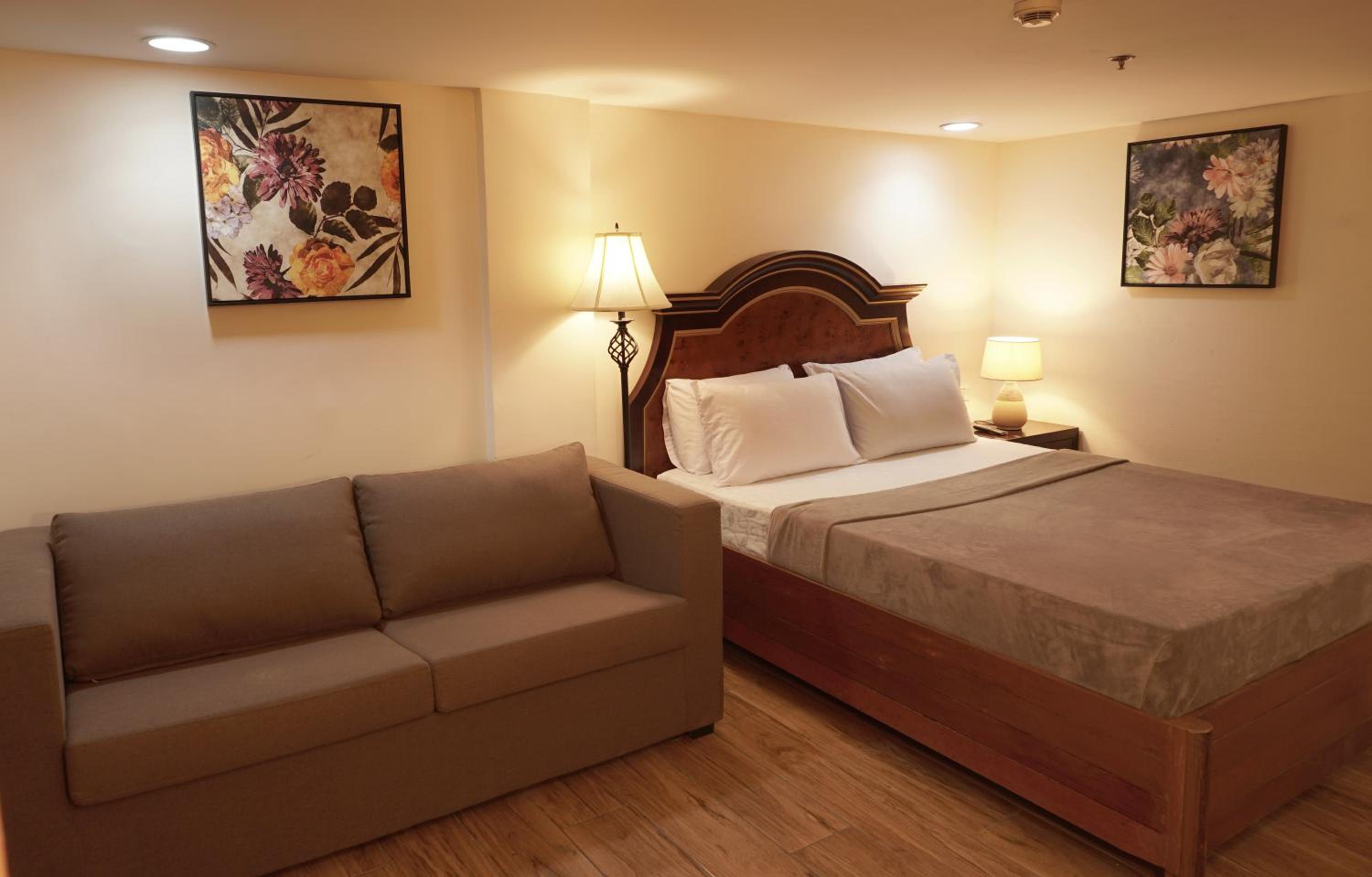 1775 Adriatico Suites