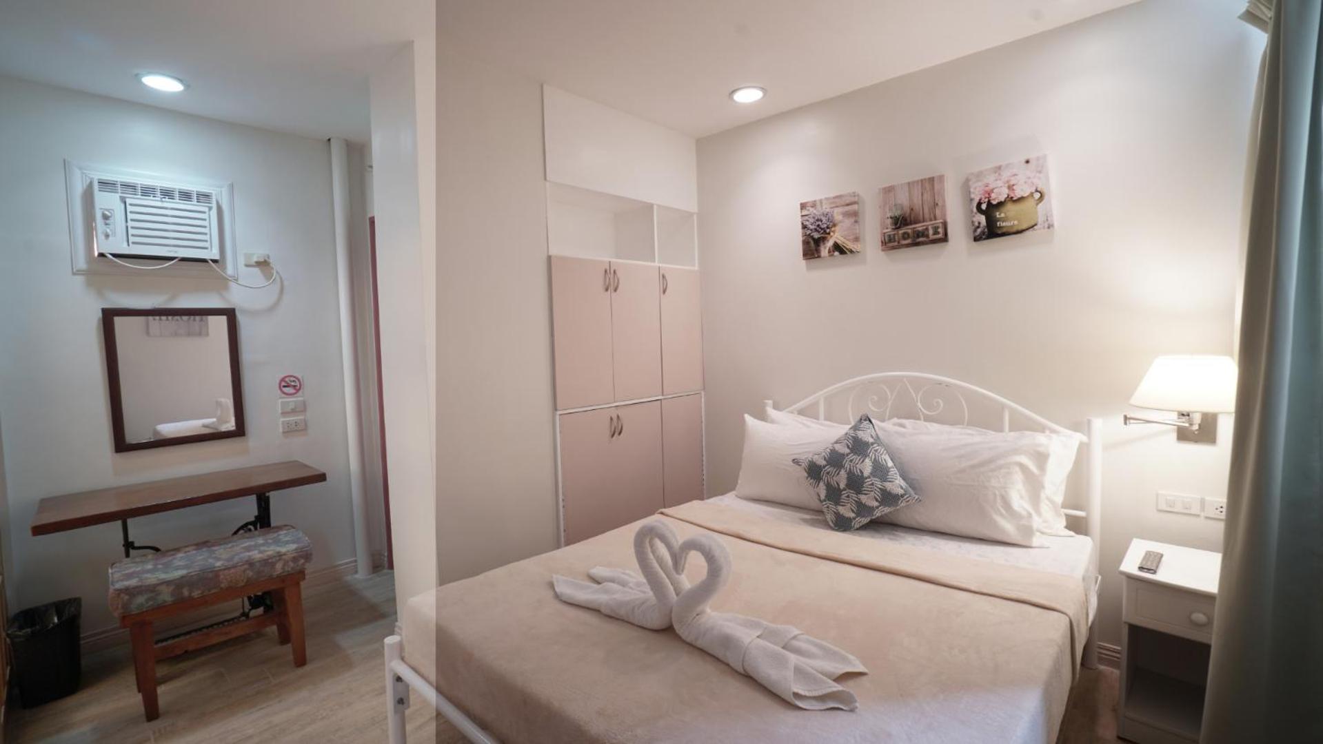1775 Adriatico Suites