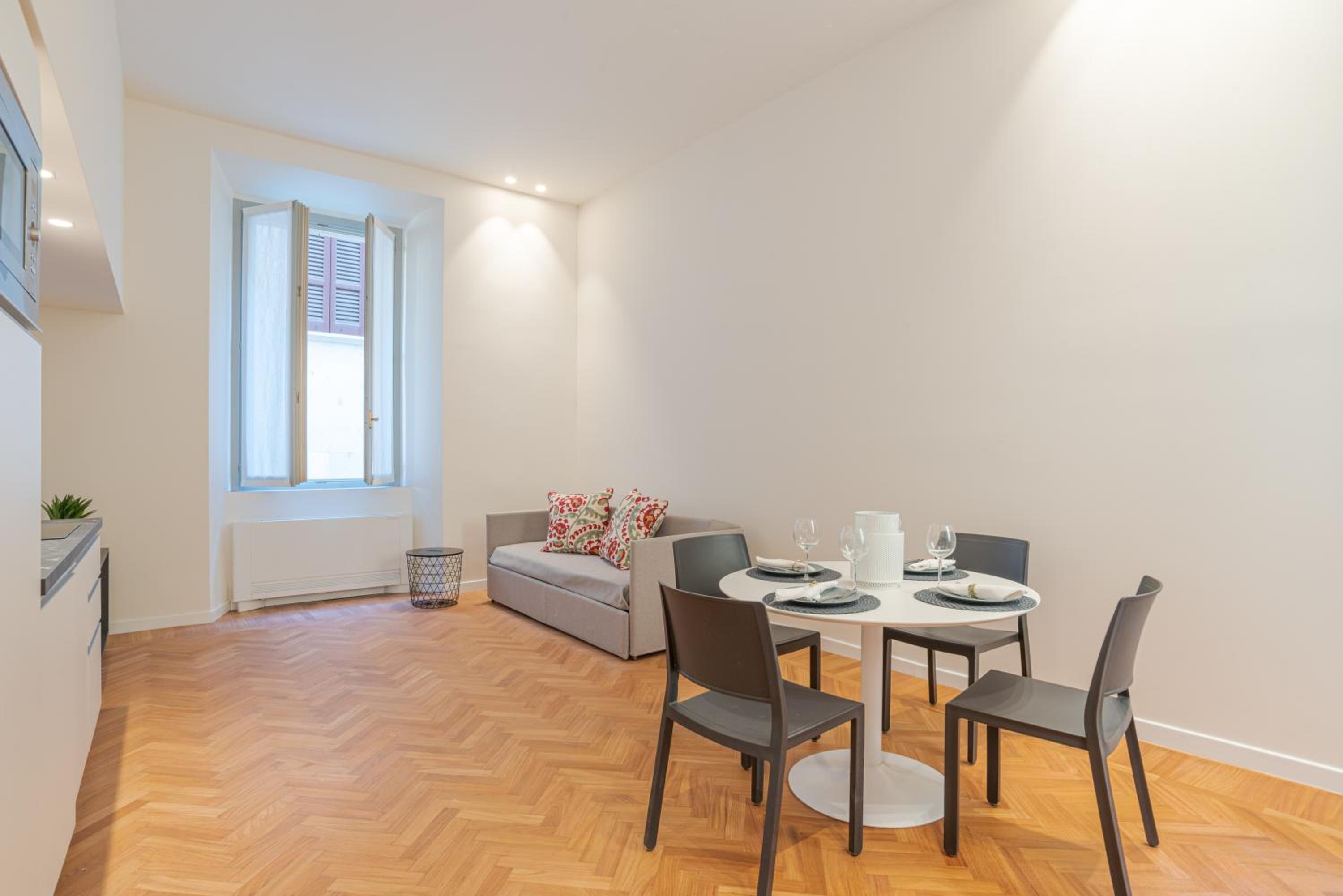 Suite Del Vescovo - by MyHomeInComo view 3