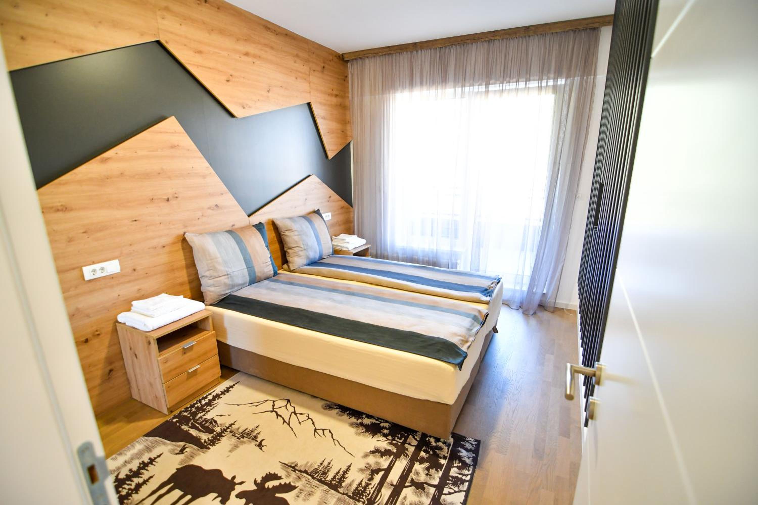 Mountain Wings Apartments