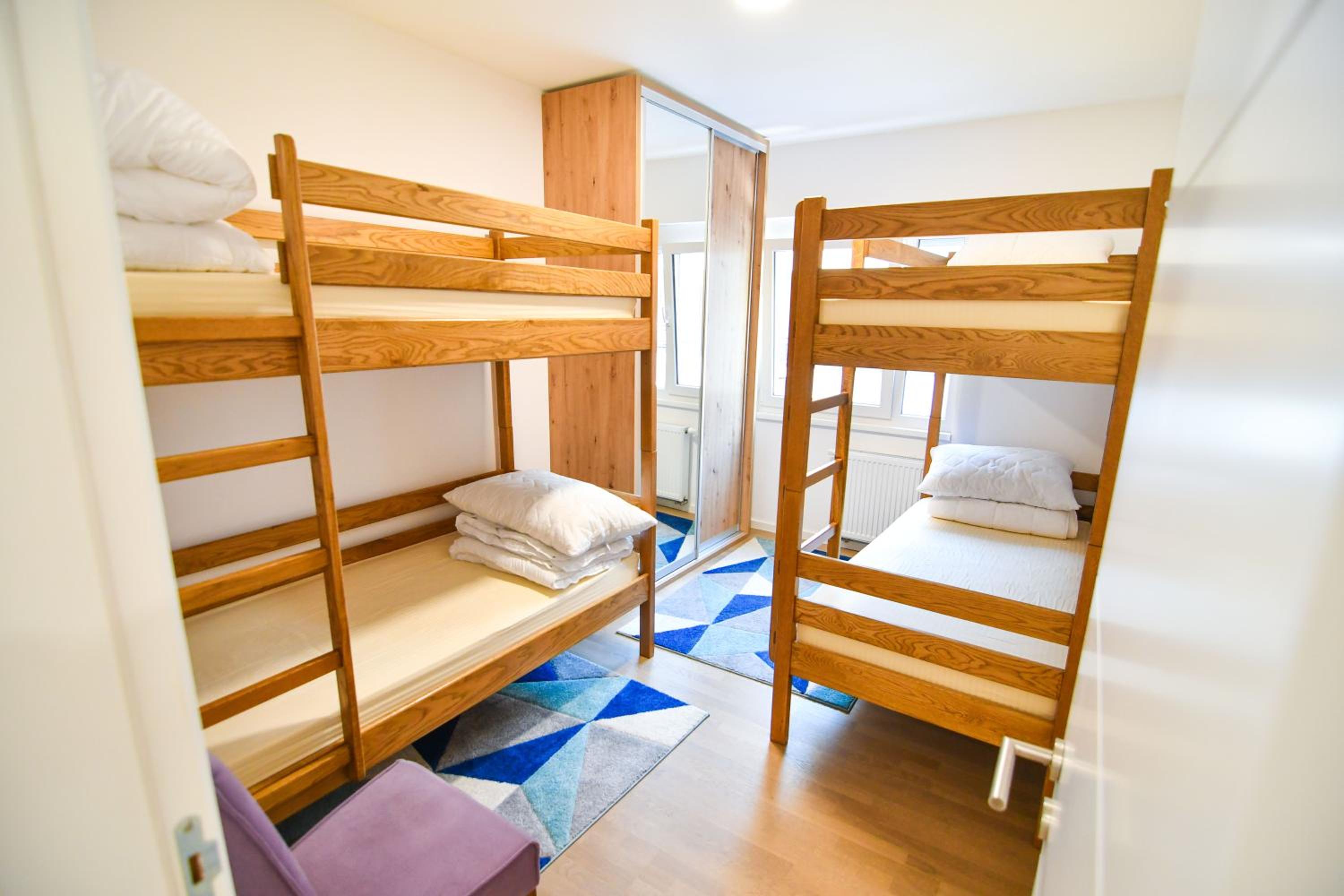 Mountain Wings Apartments