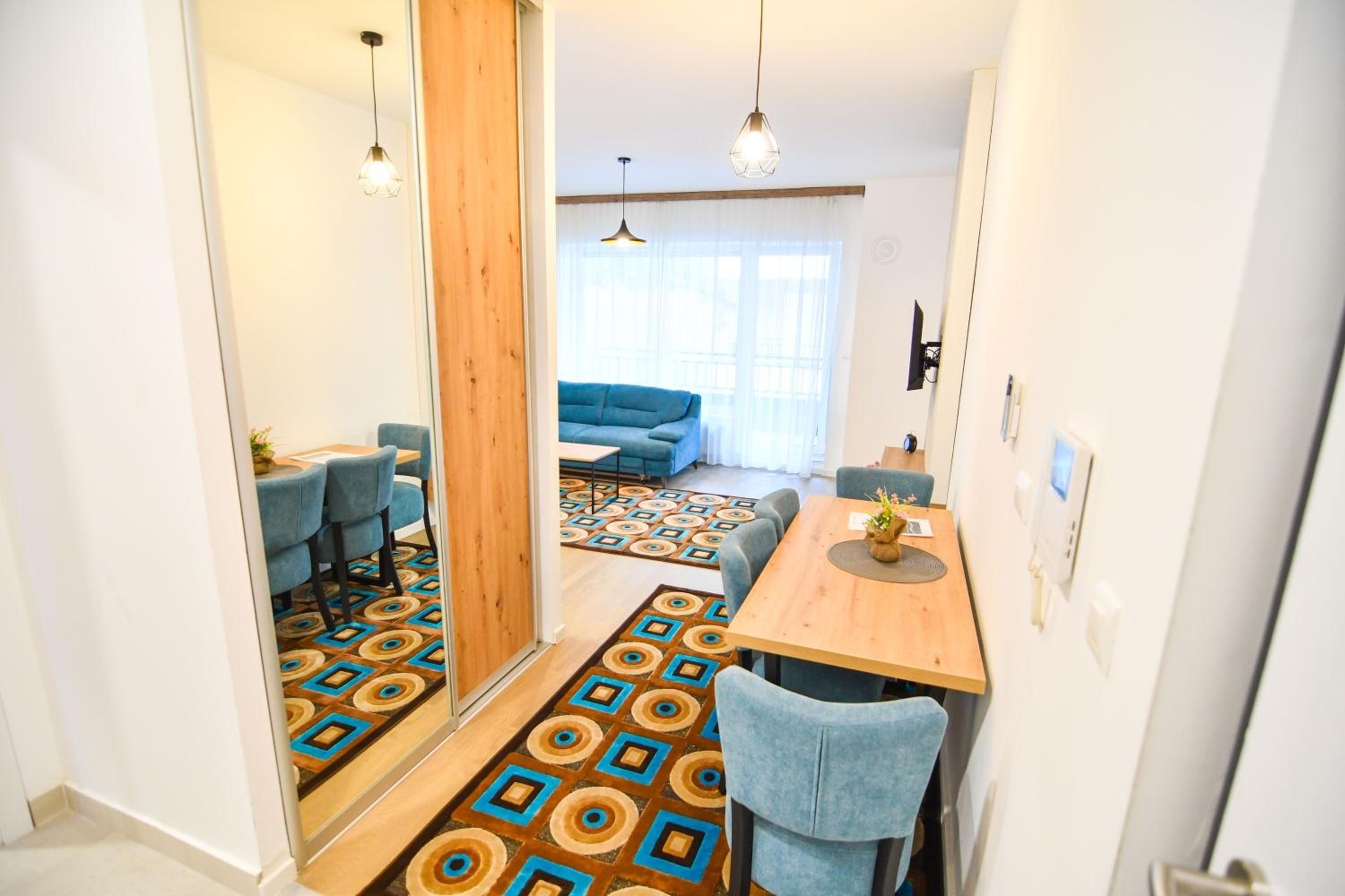 Mountain Wings Apartments