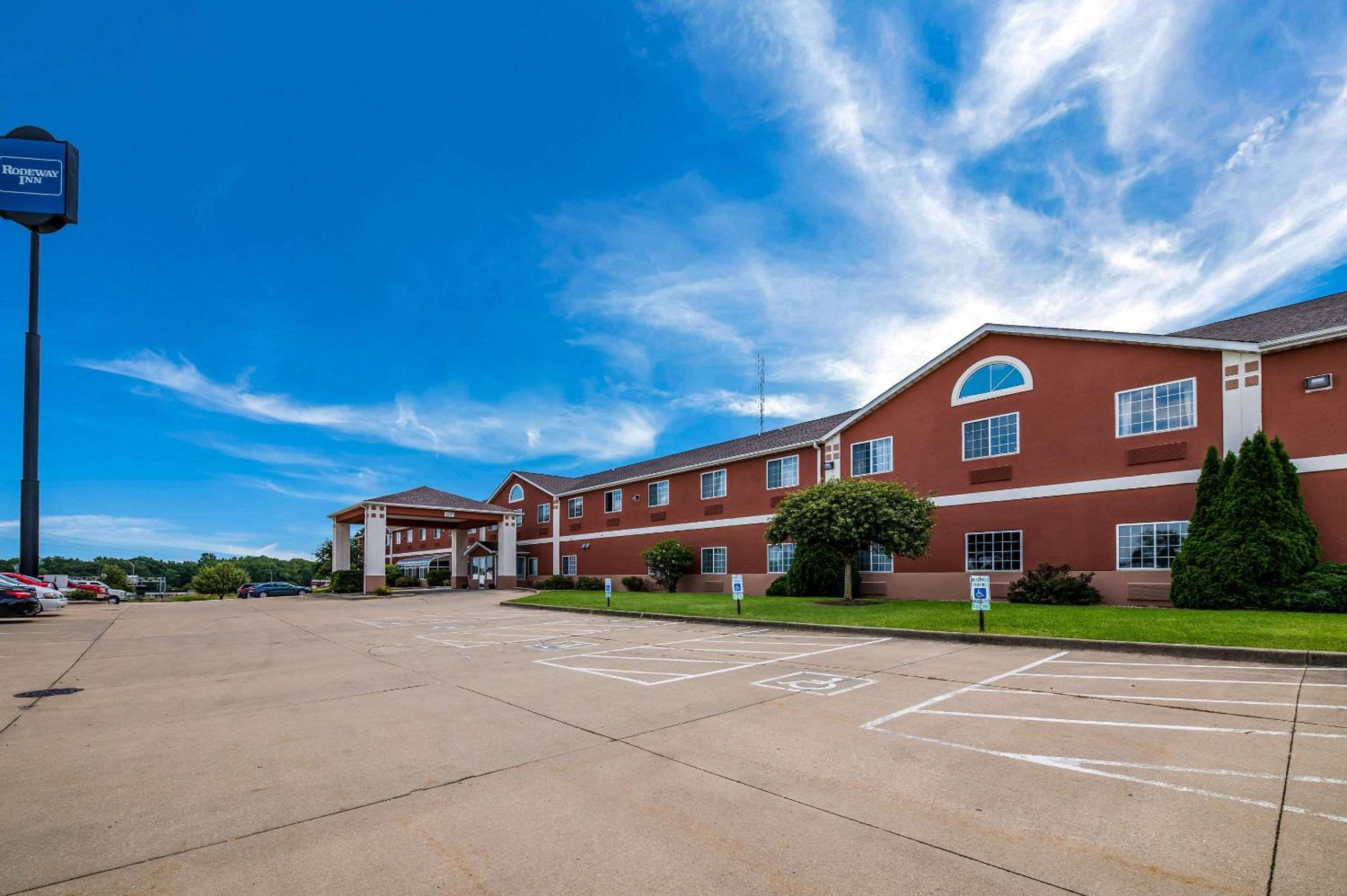 Rodeway Inn Urbana Champaign University Area
