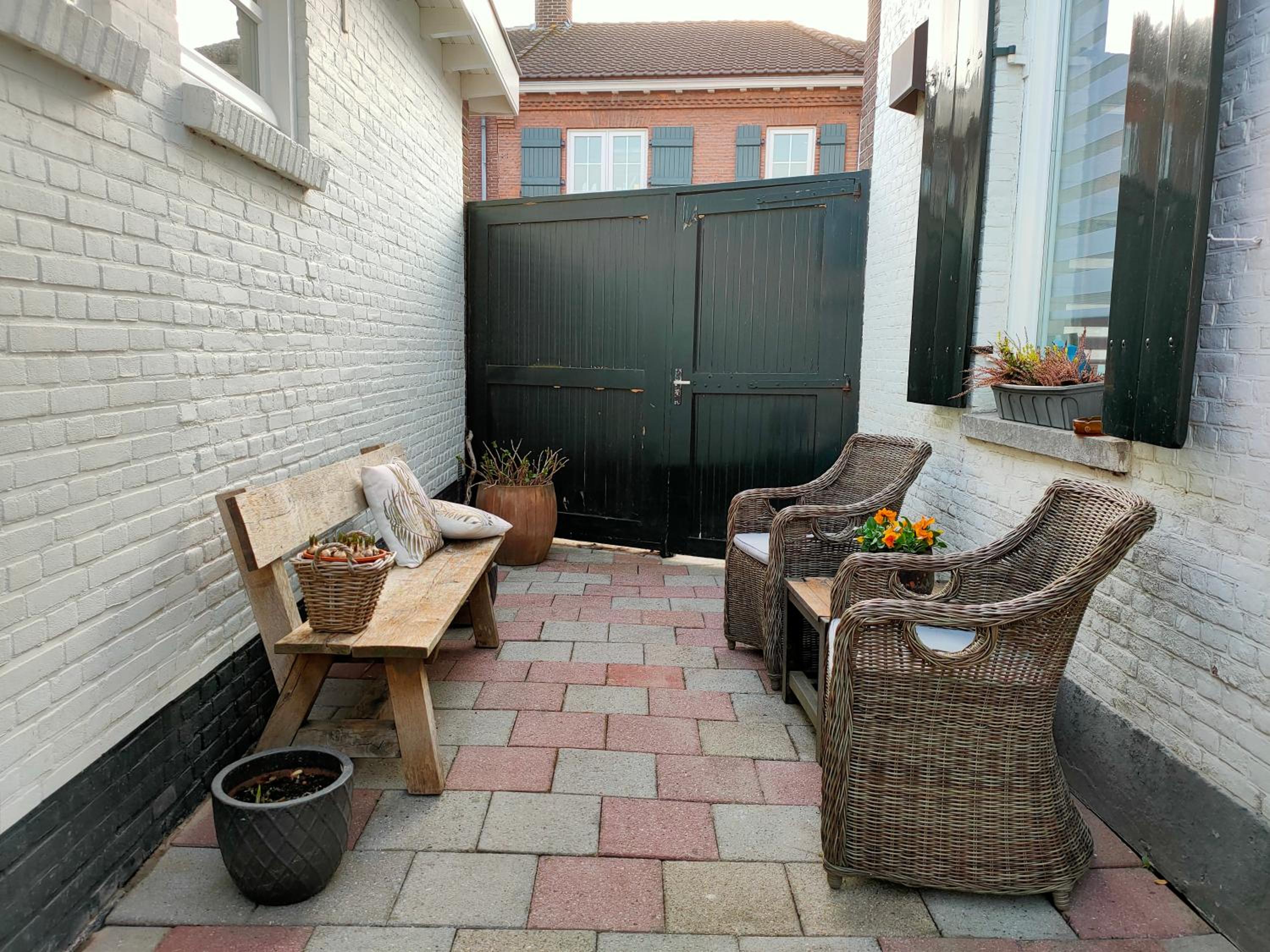 Photo 9