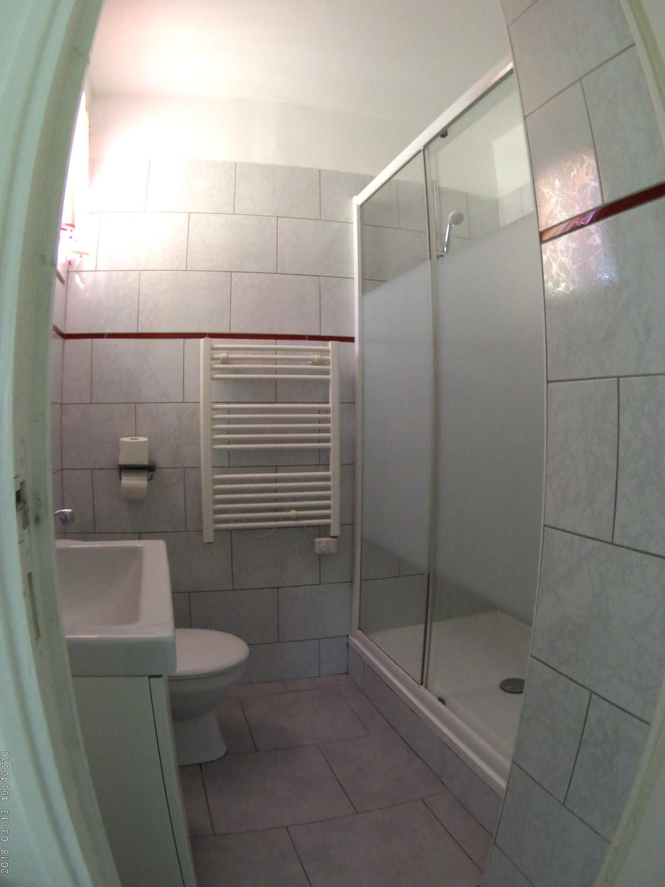 Photo 46