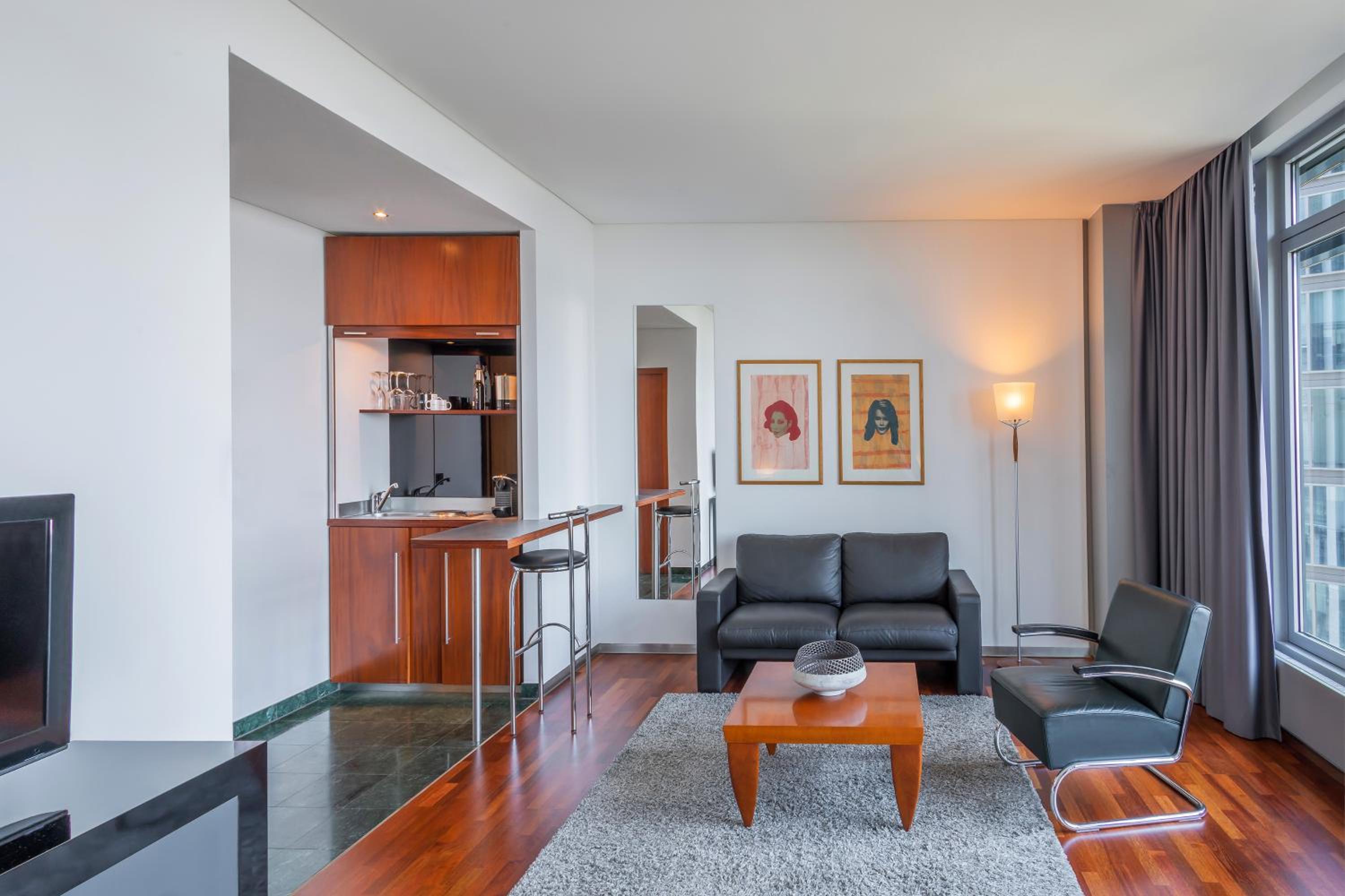 INNSiDE by Melia Frankfurt Eurotheum - Property Image 19