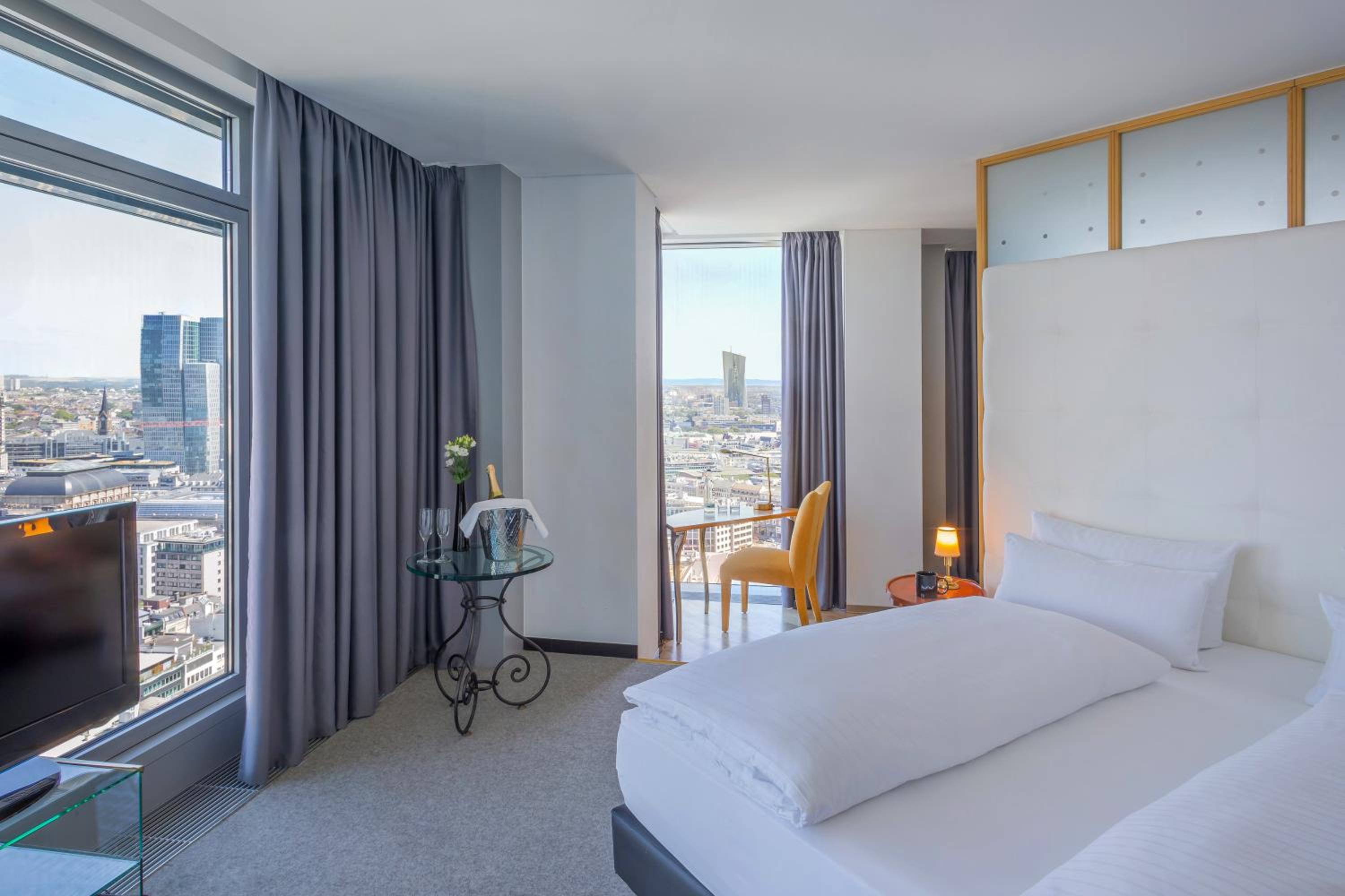 INNSiDE by Melia Frankfurt Eurotheum - Property Image 10