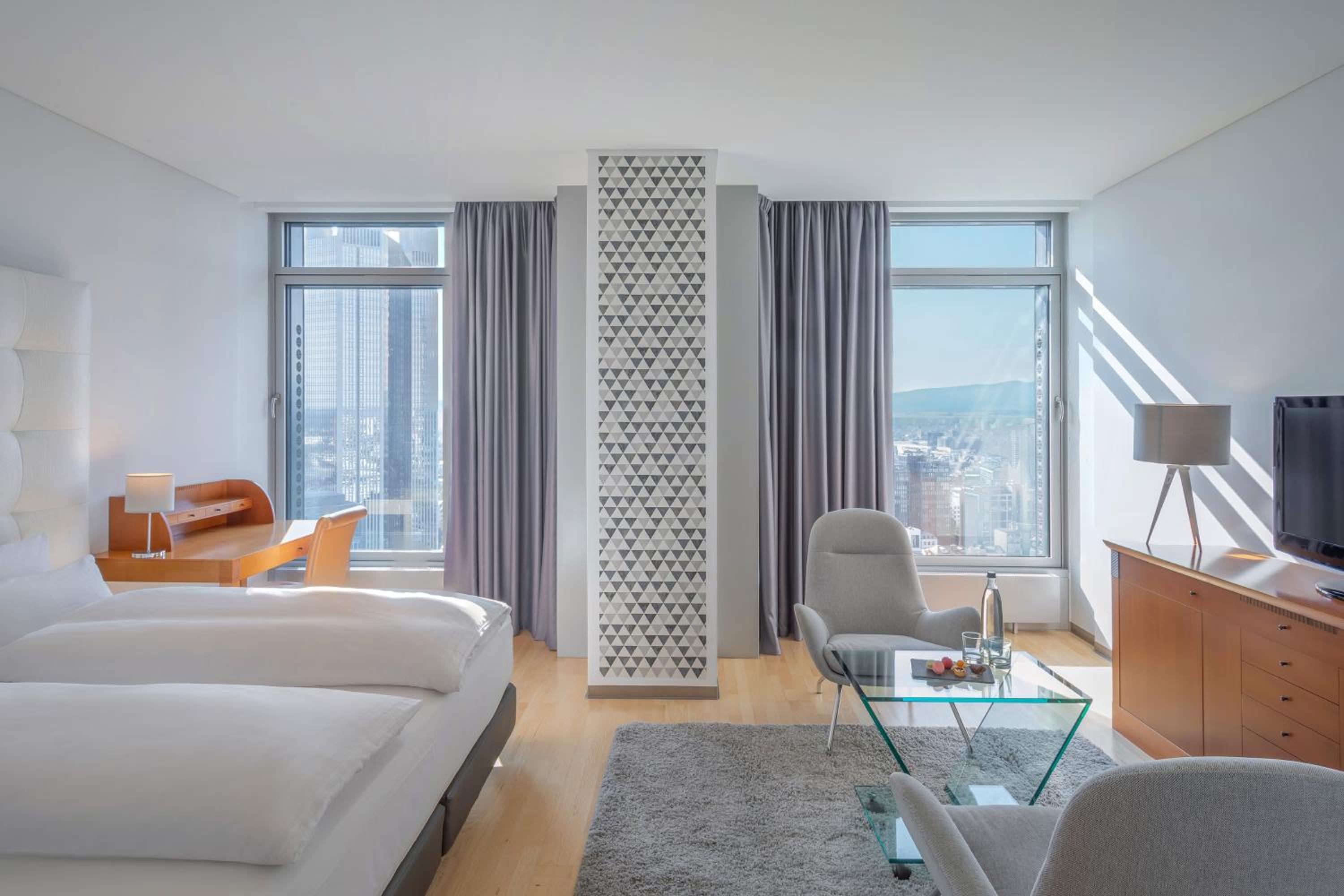 INNSiDE by Melia Frankfurt Eurotheum - Property Image 33