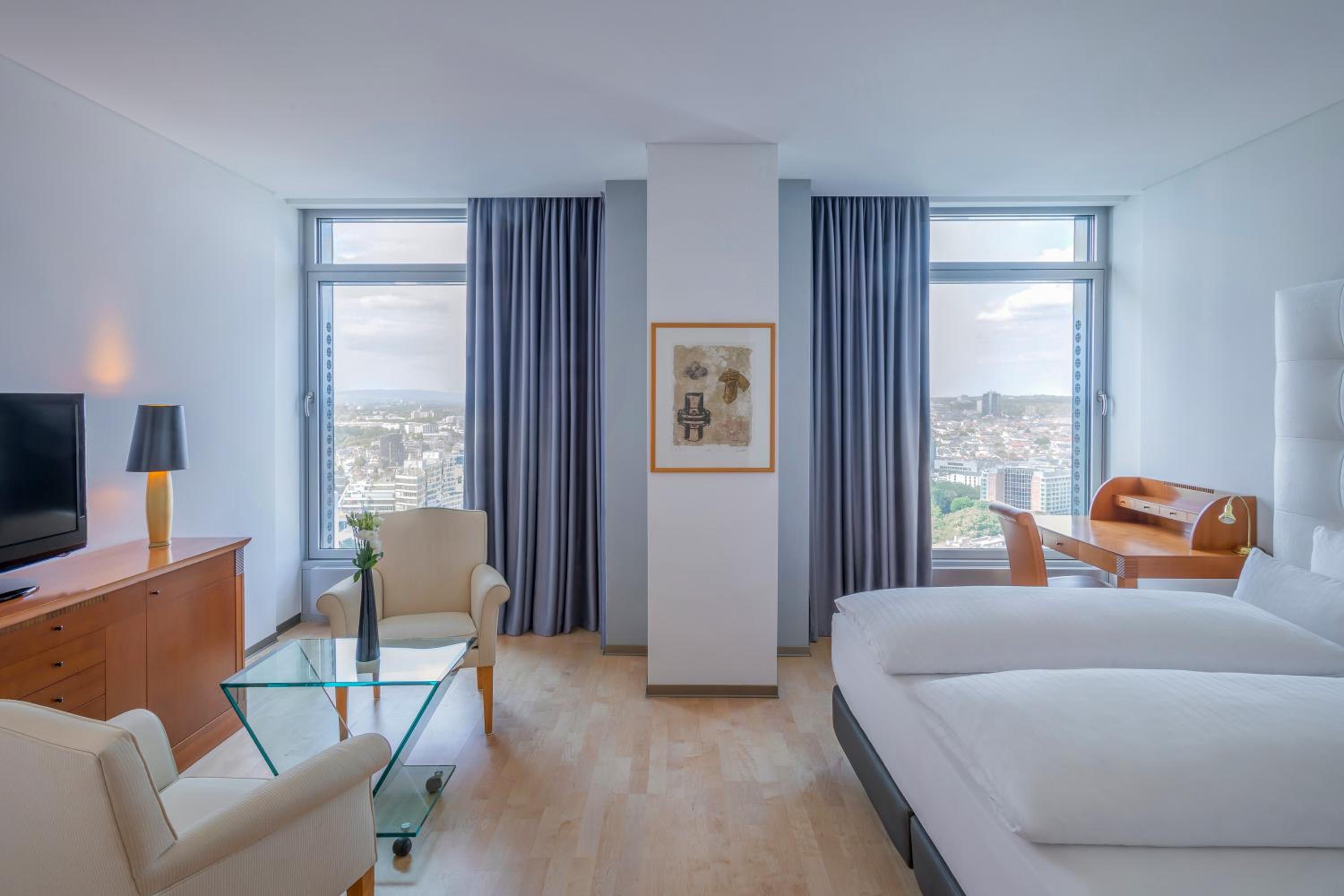 INNSiDE by Melia Frankfurt Eurotheum - Property Image 18