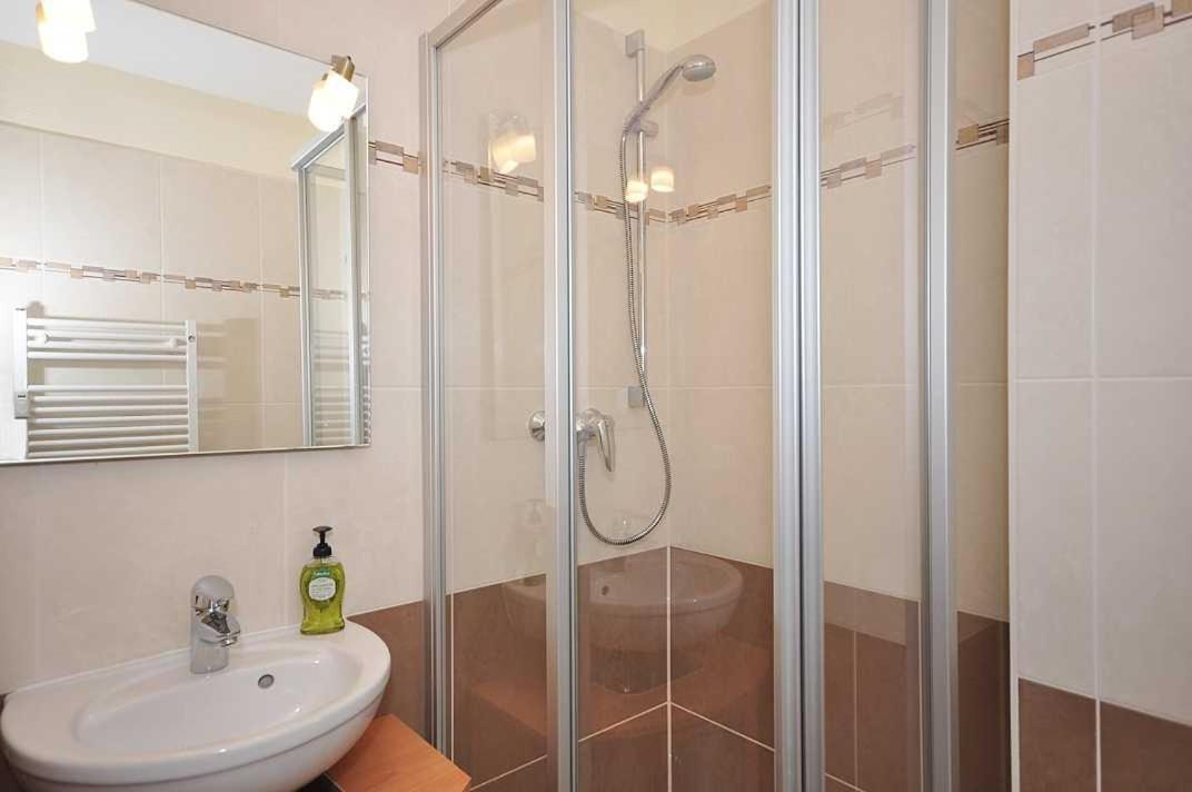Villa Hansa App 2, 2 SZ, 2 Bäder, Terrasse by Unsere Urlaubszeit view 4