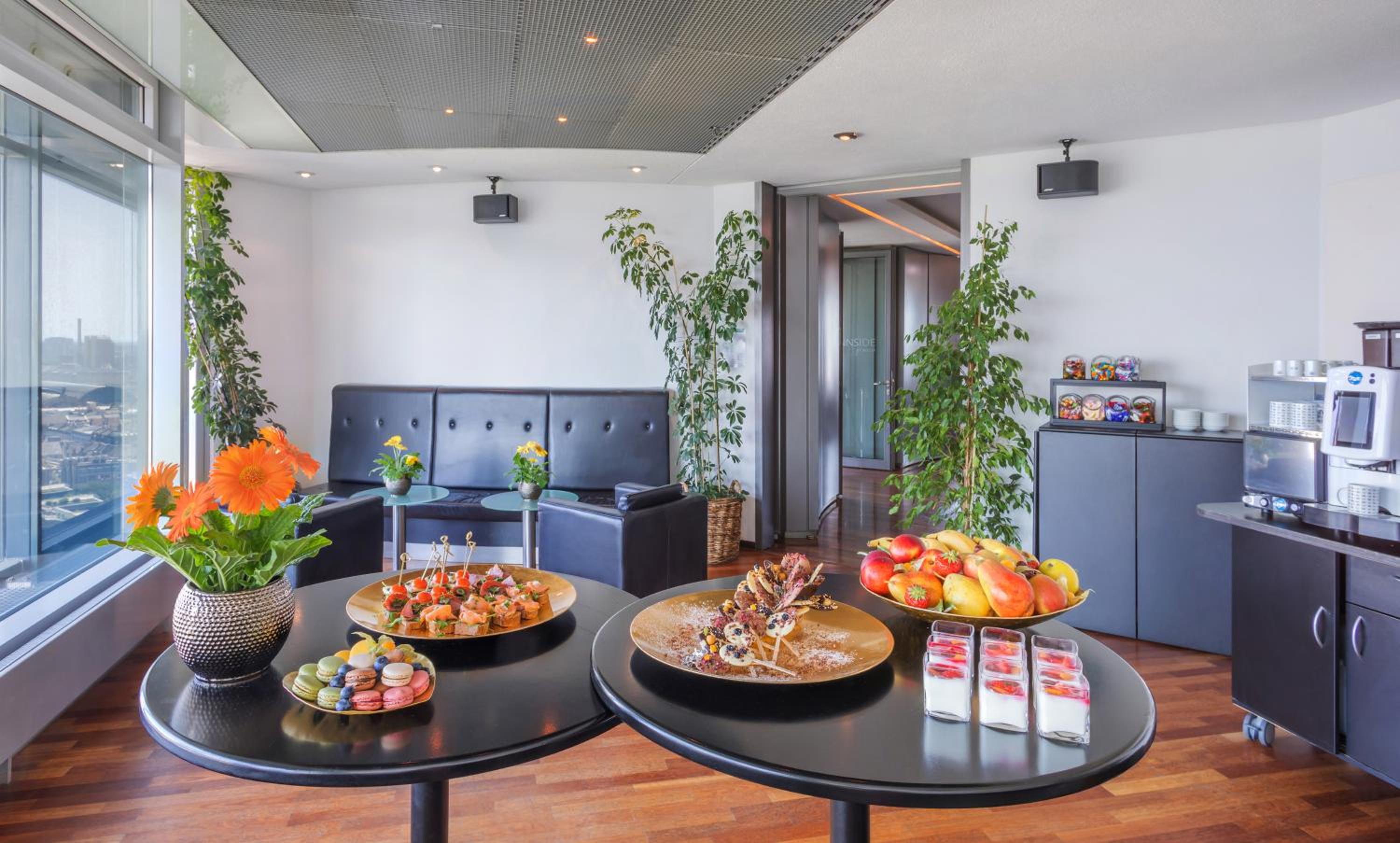 INNSiDE by Melia Frankfurt Eurotheum - Property Image 6
