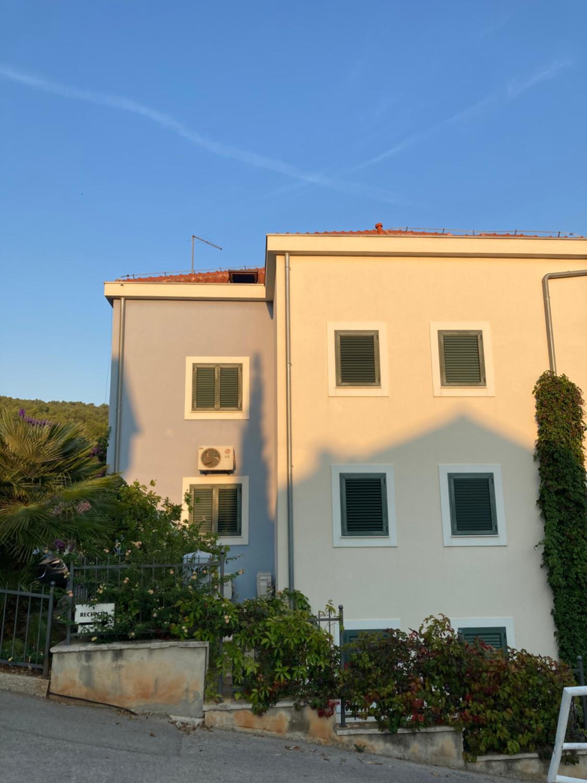 Trogir, Villa Salena, Residenz Ciovo Pearl, Slatine, Island Ciovo, Split view 5