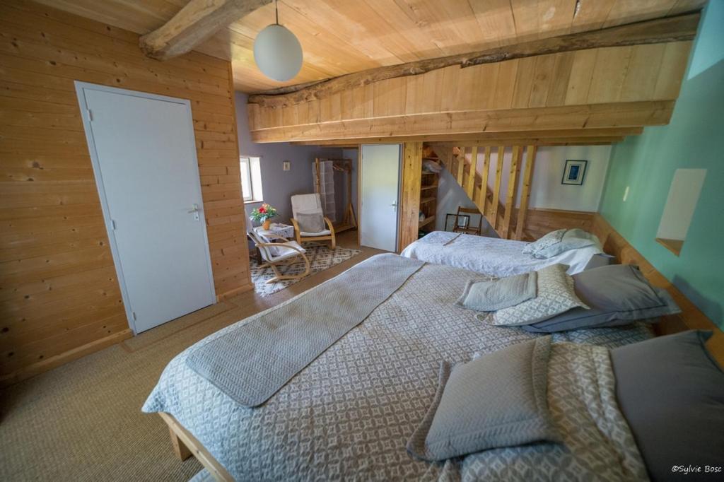 Chambre d'hotes La Source Aveyron view 3