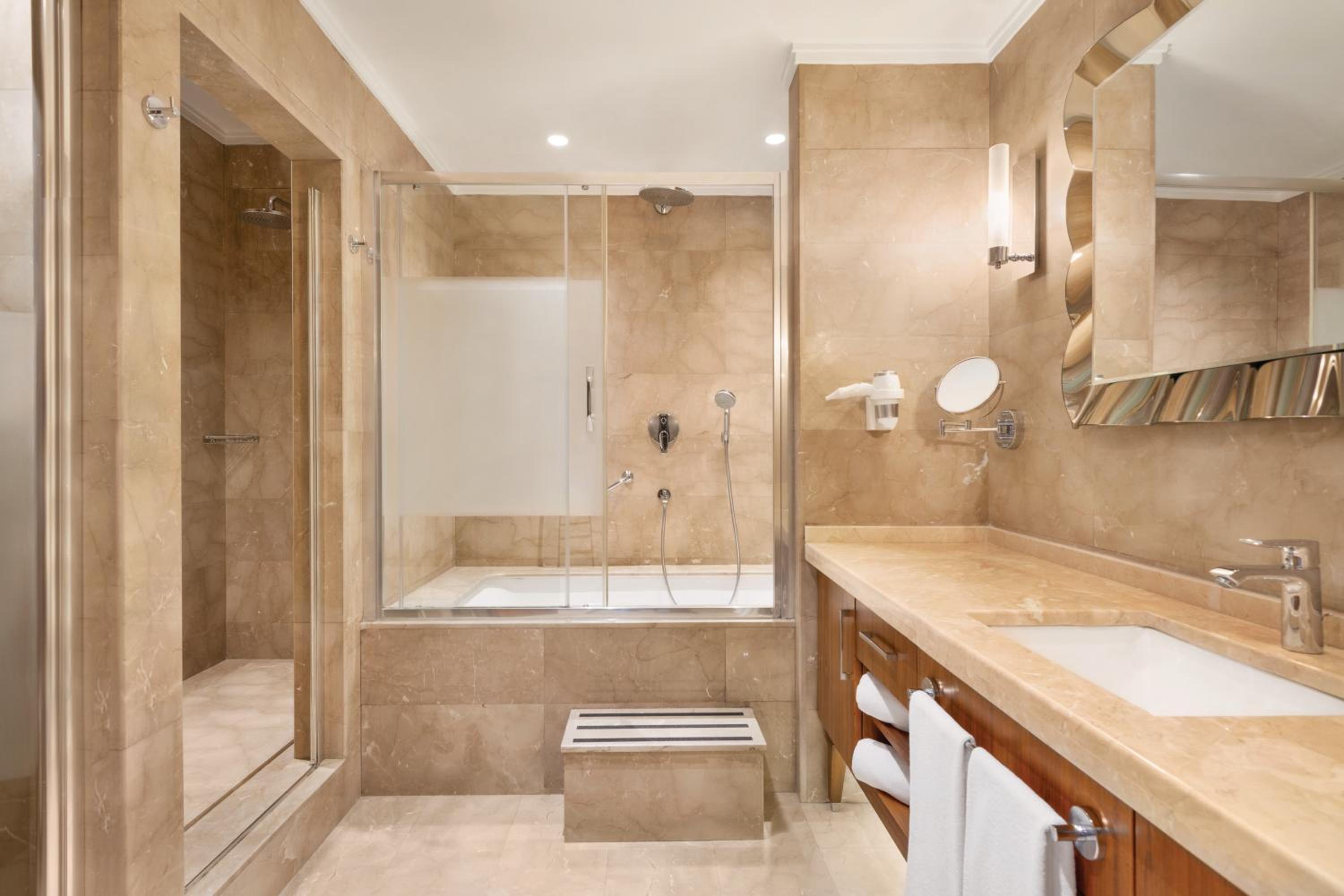 Days Hotel by Wyndham İstanbul Maltepe - Image 43