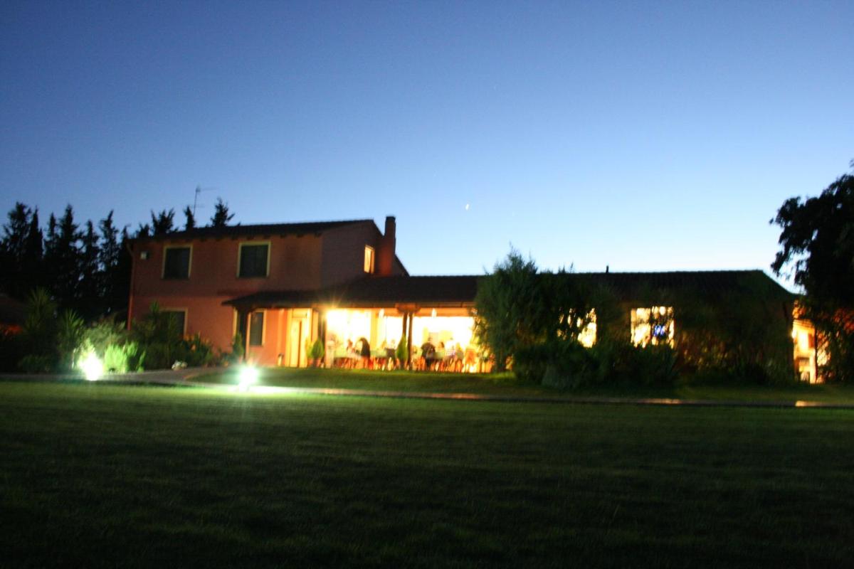 Photo 33
