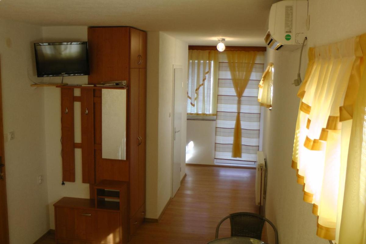 Photo 29