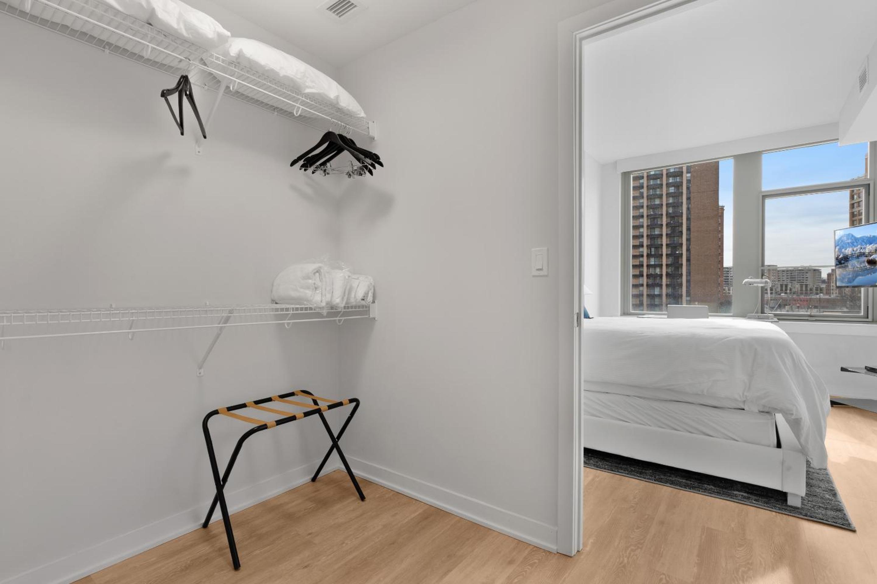 Global Luxury Suites Crystal City