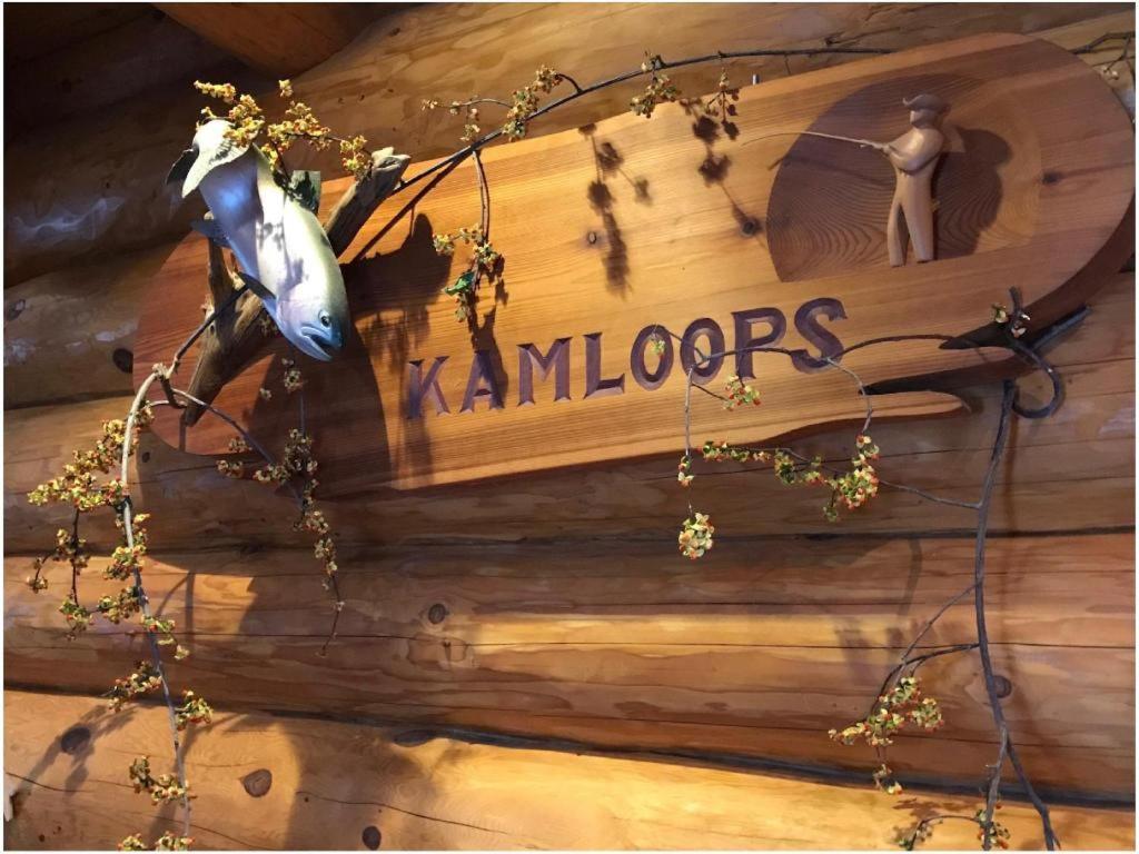 log Hotel kamloops