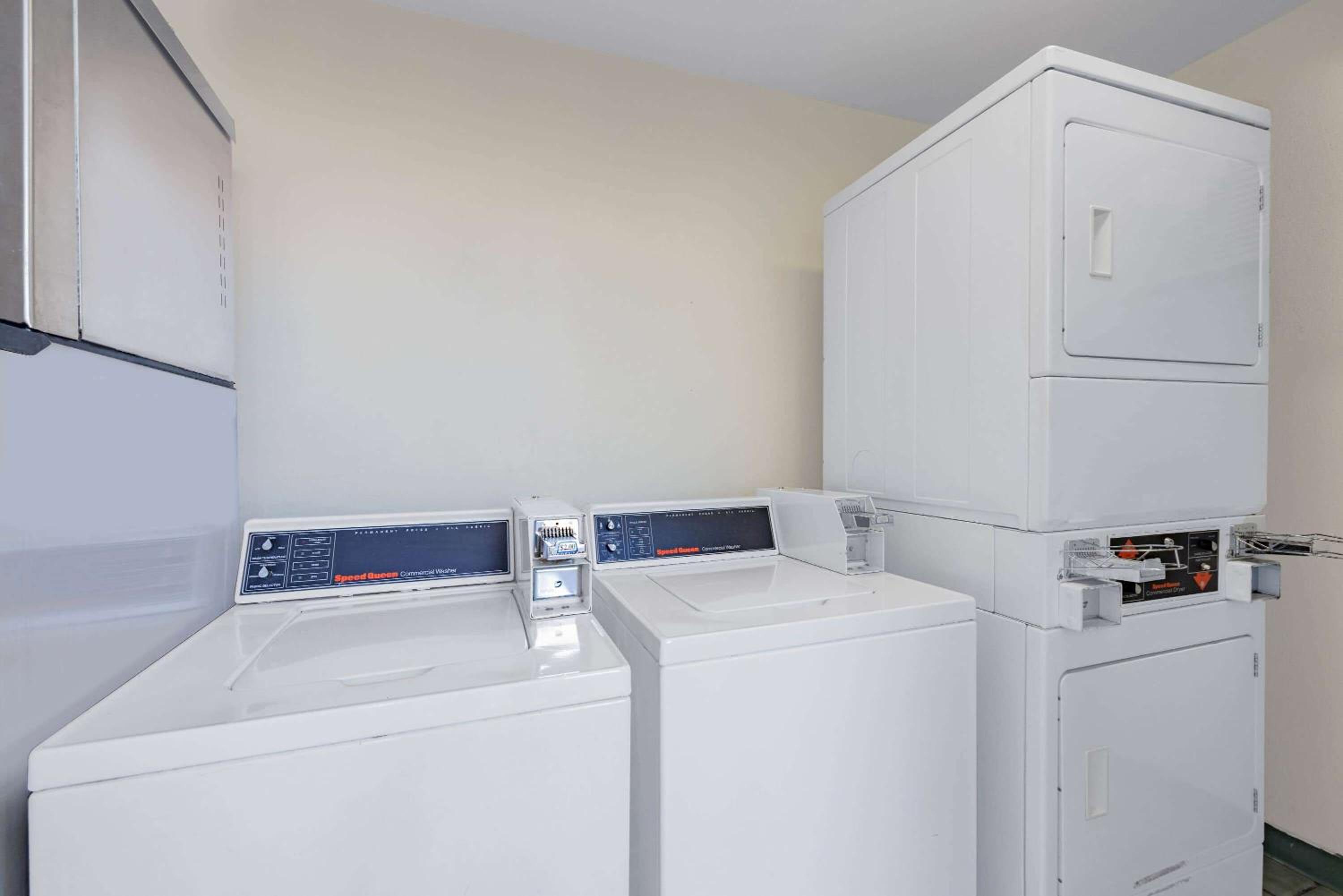Travelodge by Wyndham Miles City