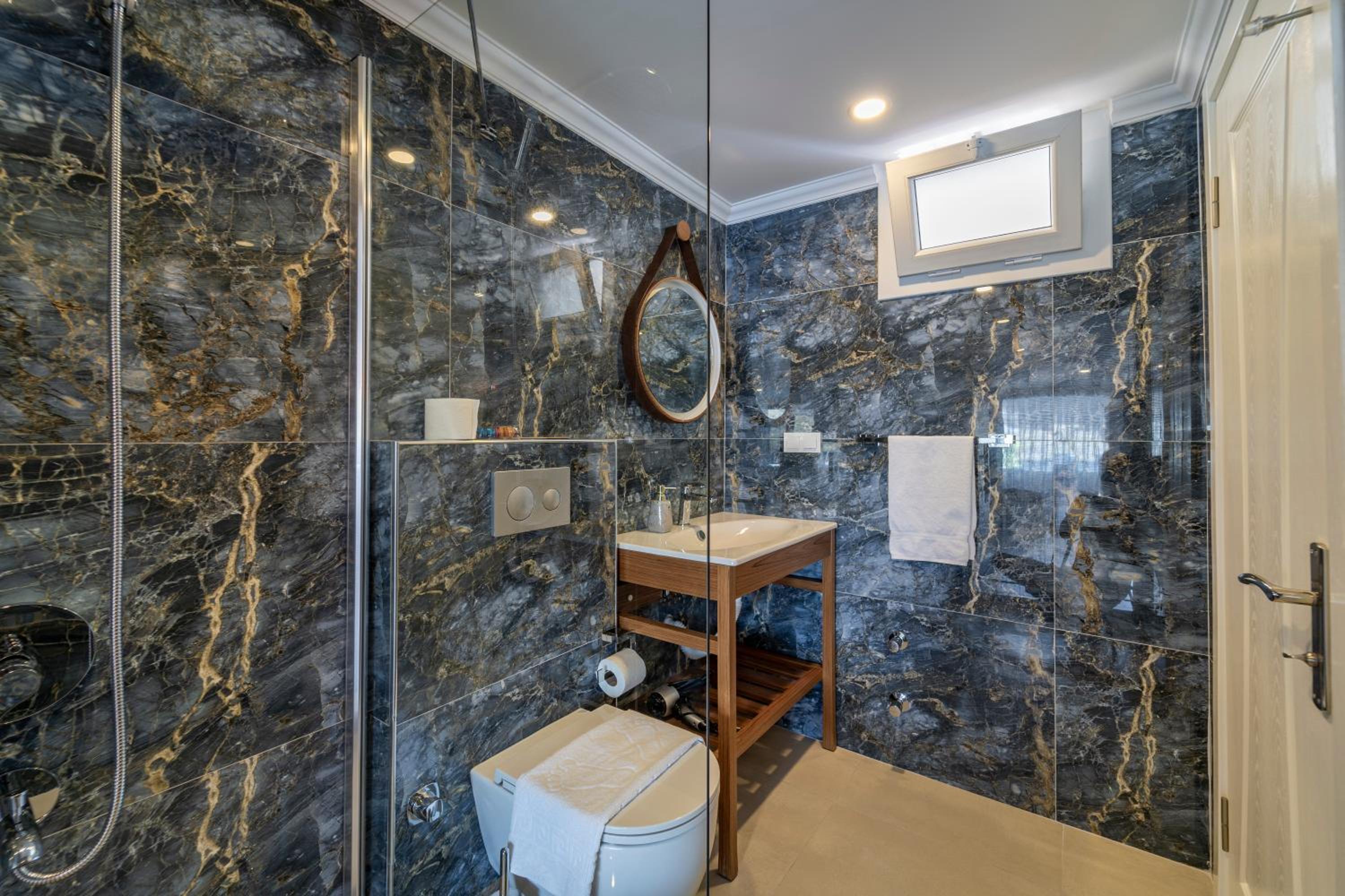 Nakas Süitler - Image 7