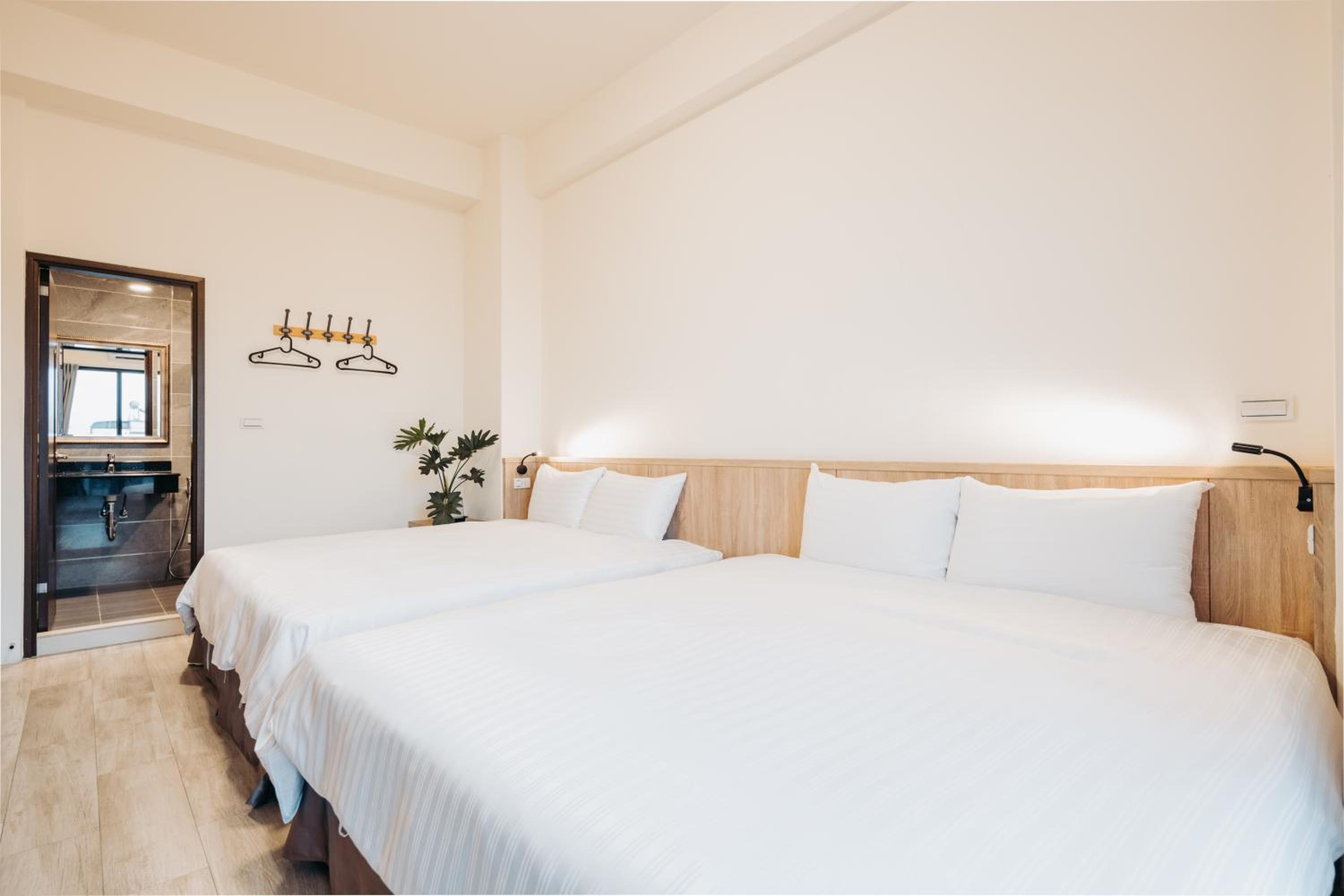 Meet Secret B&B