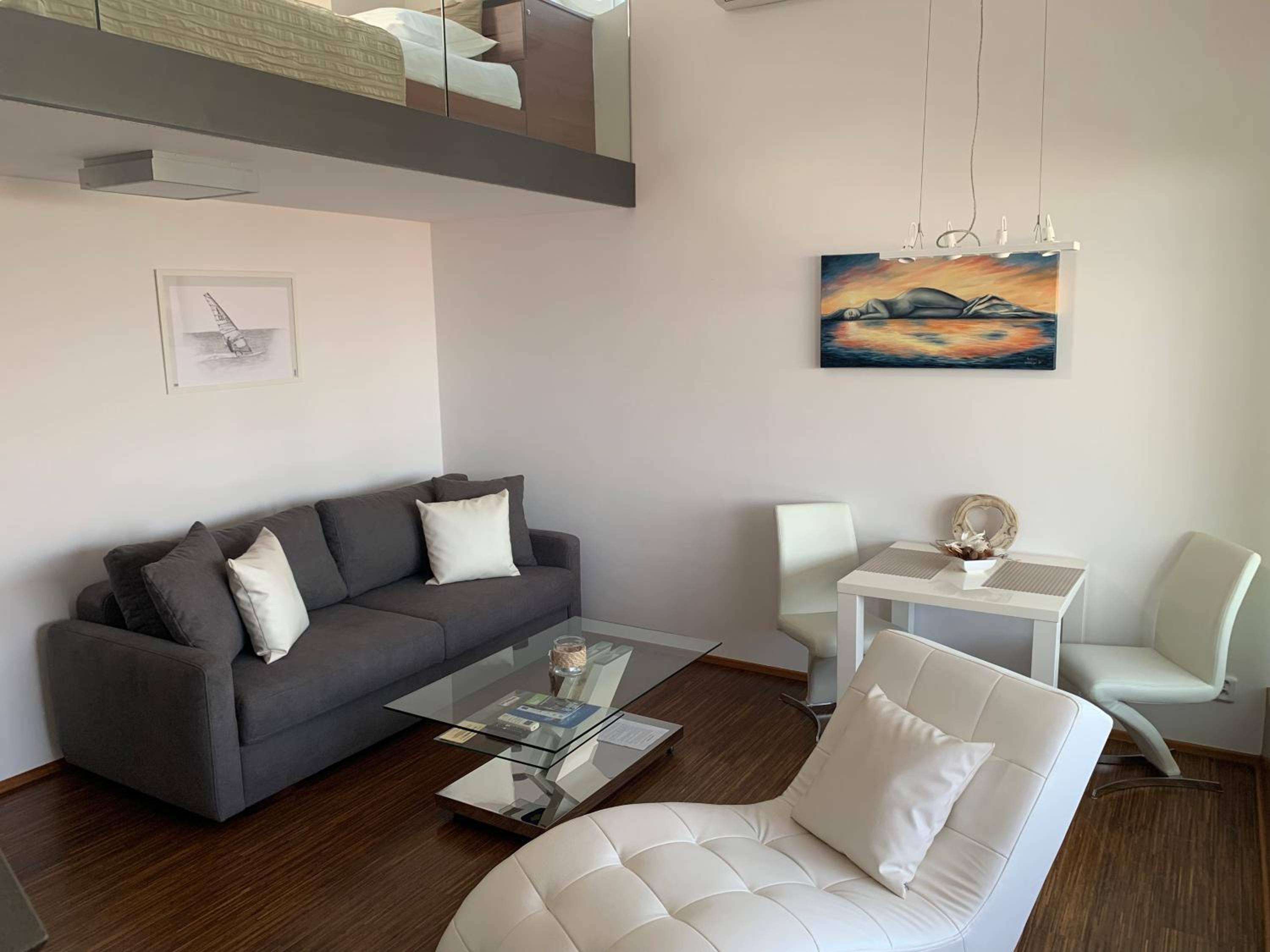 Apartmán Pálava 1 s terasou a výhledem na jezero