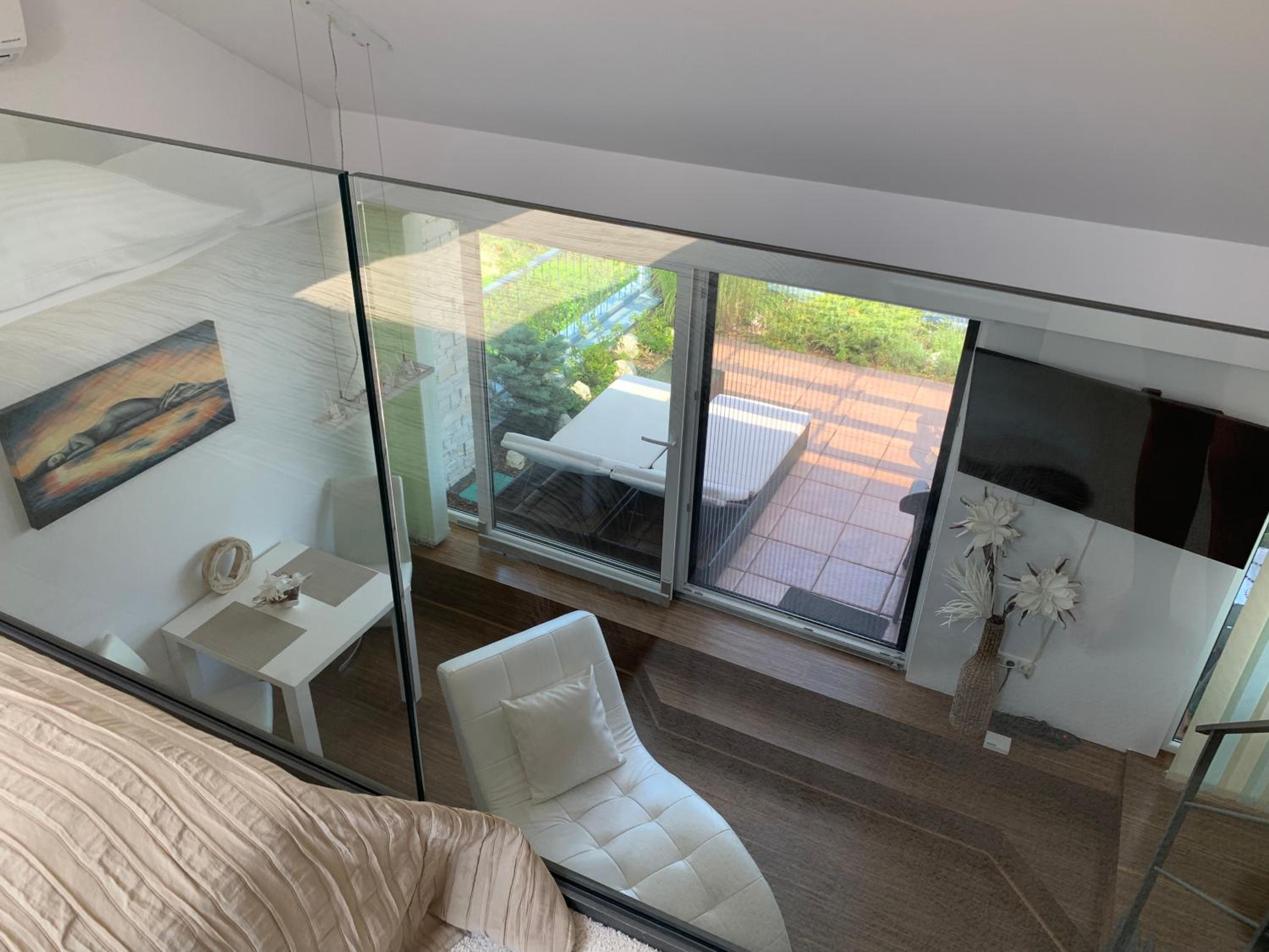 Apartmán Pálava 1 s terasou a výhledem na jezero
