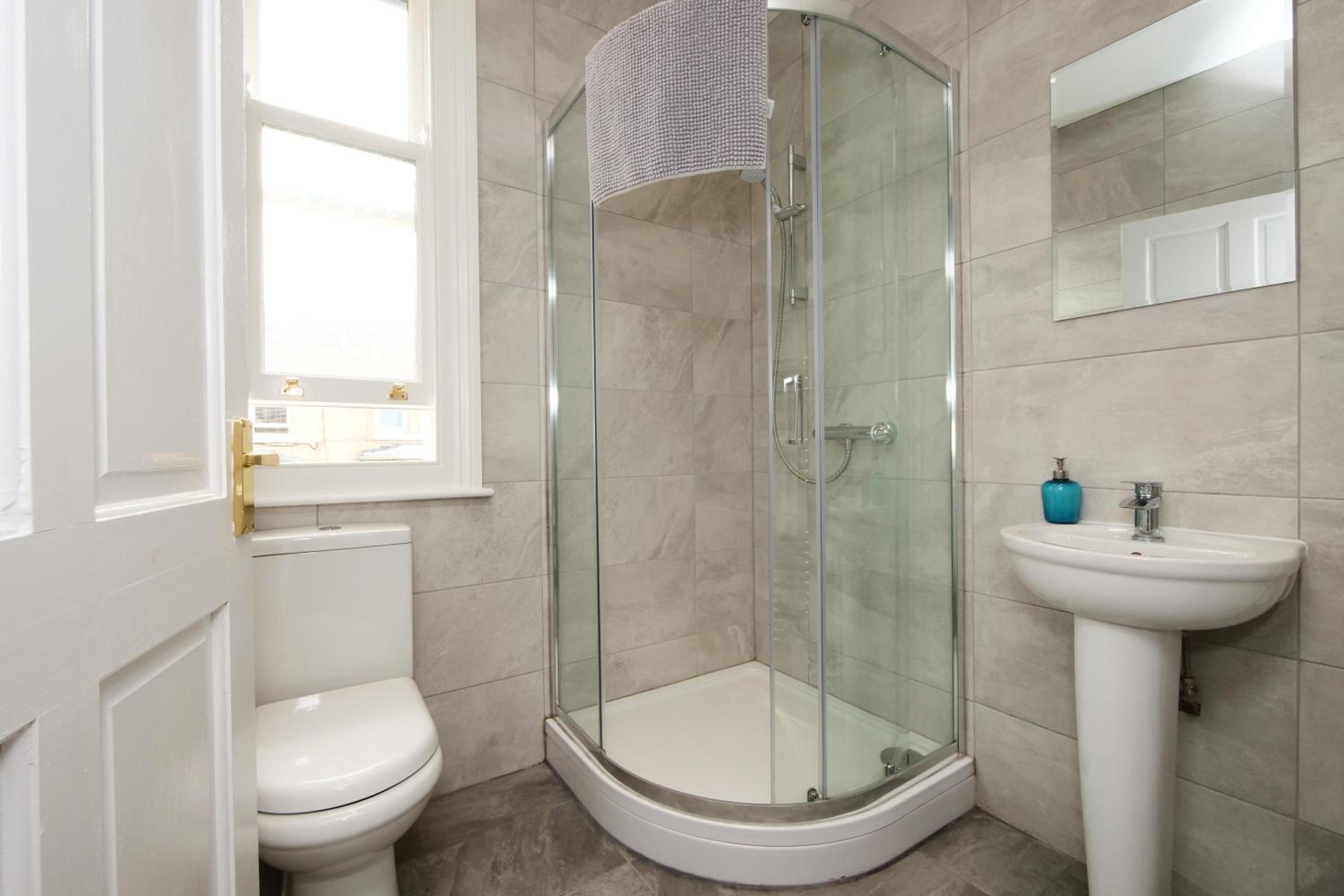Holiday Homes in York view 5