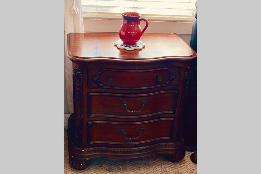 Elegant Spacious Private Studio ~ Upscale Berkeley