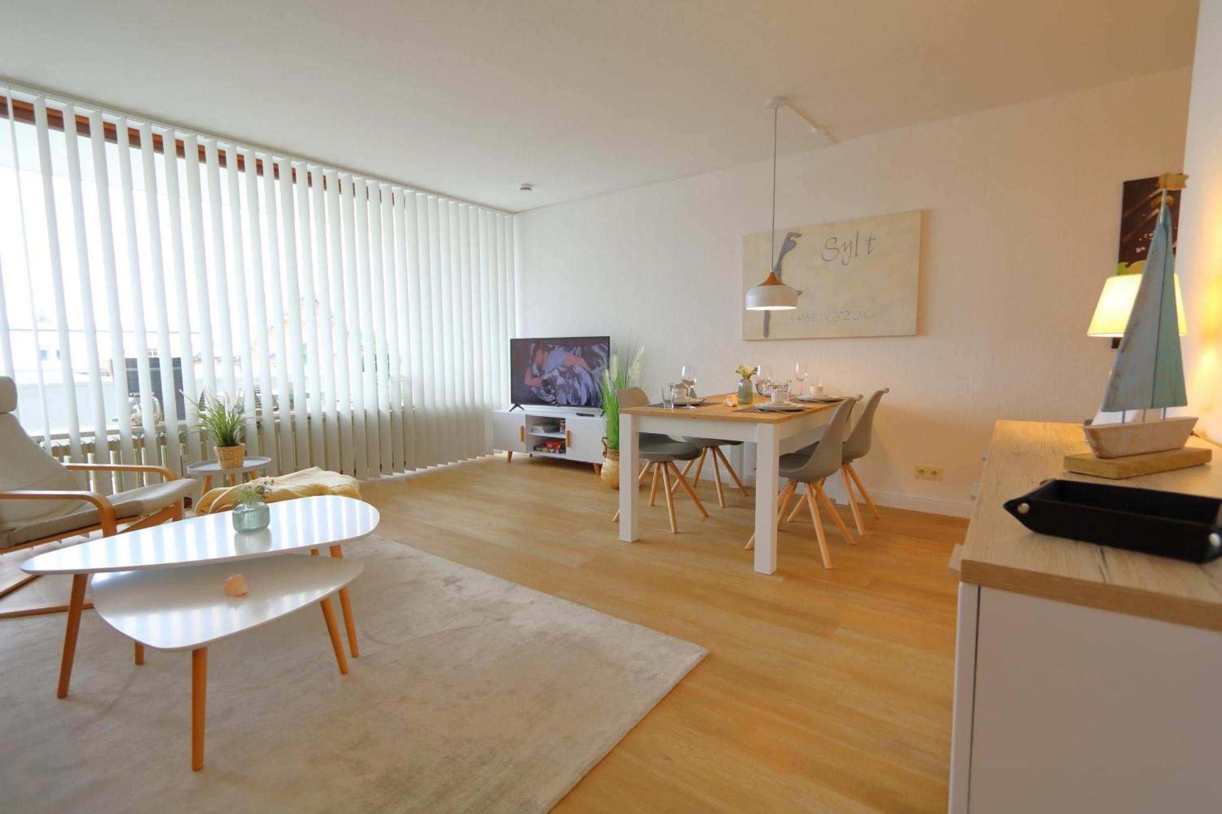 Laude view 2