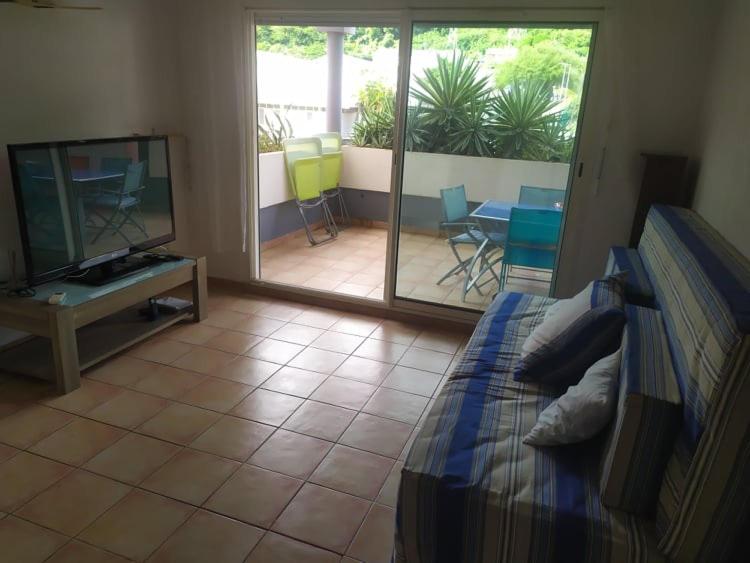 Charmant appartement en bord de mer avec piscine view 3