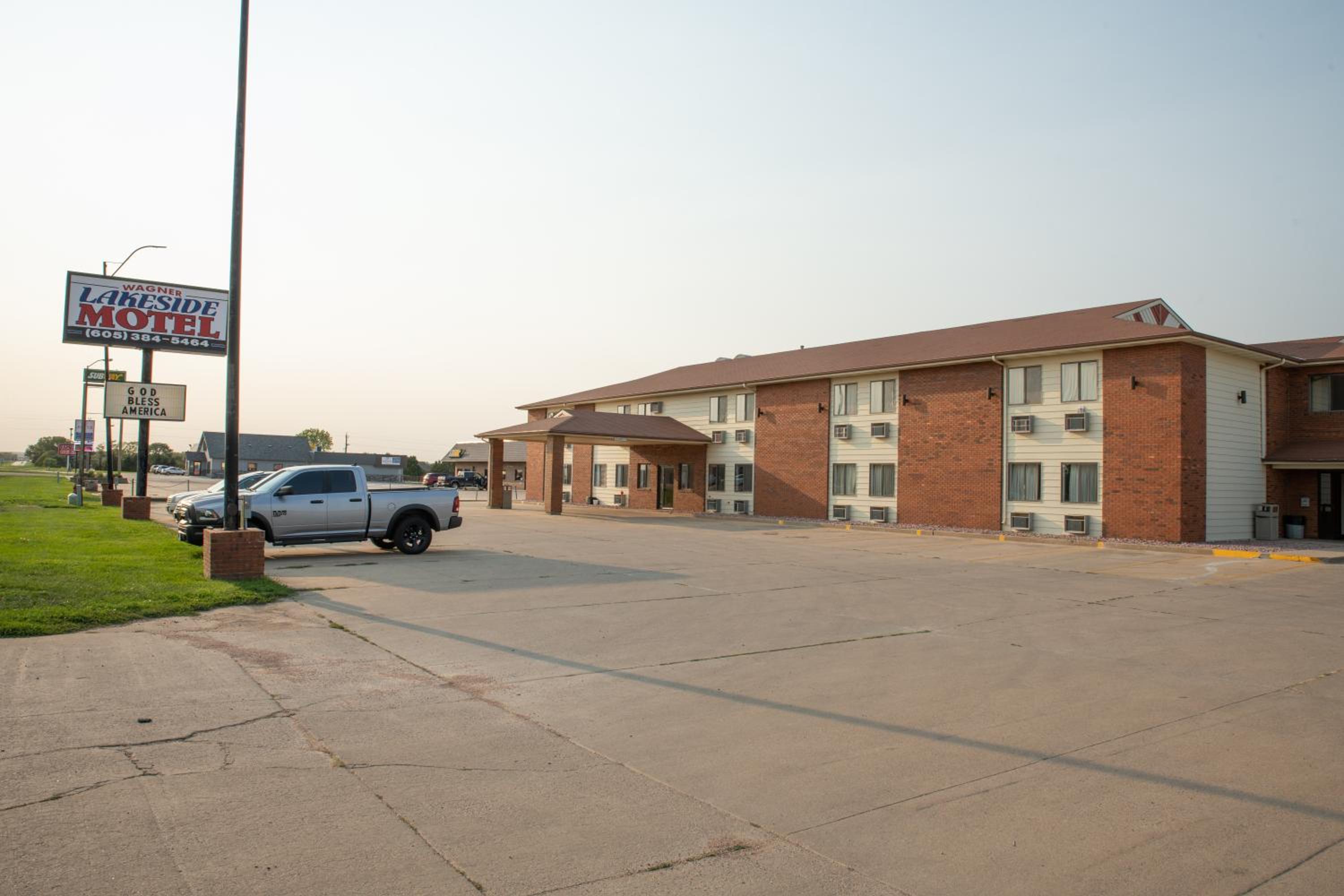 Wagner Lakeside Motel