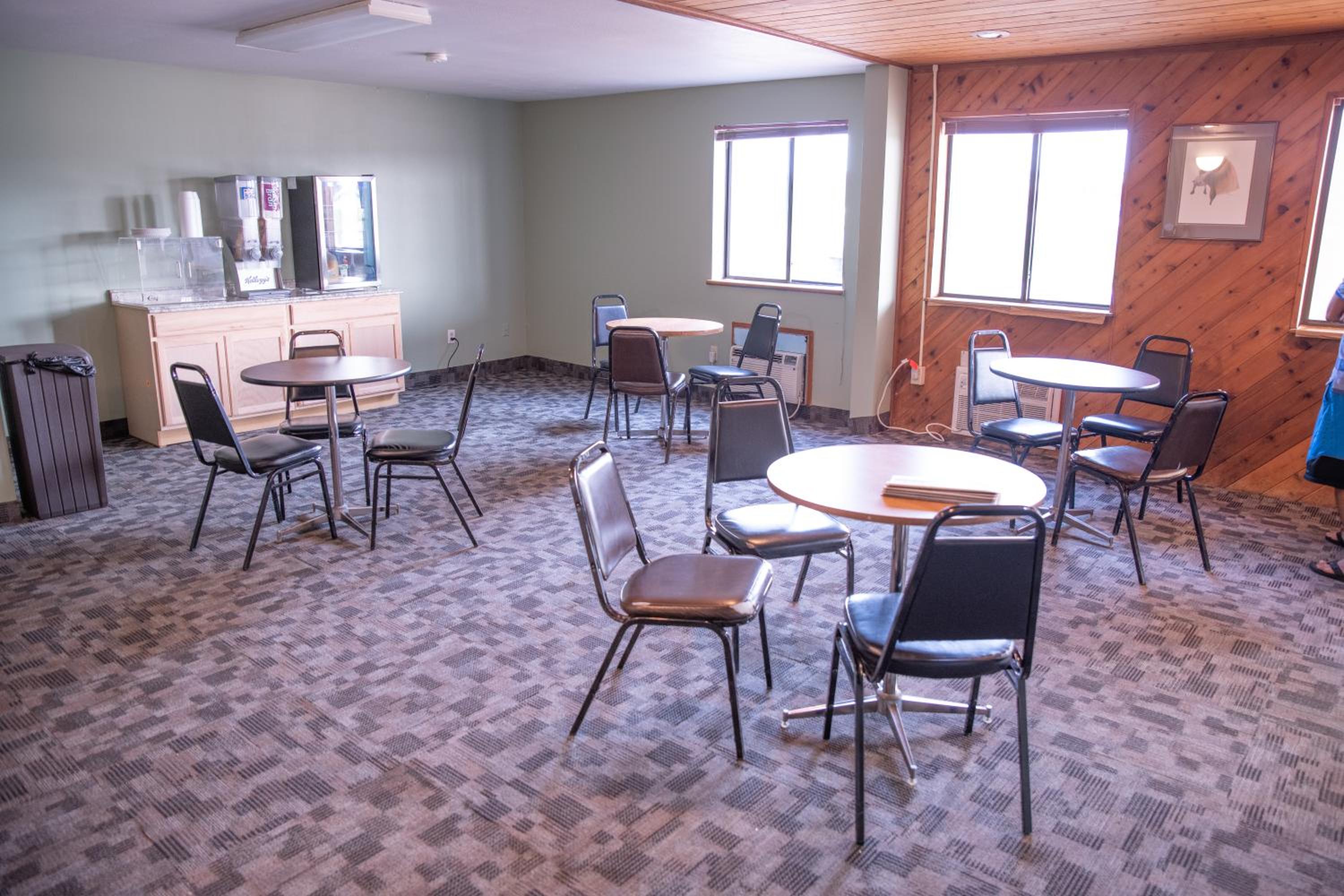 Wagner Lakeside Motel