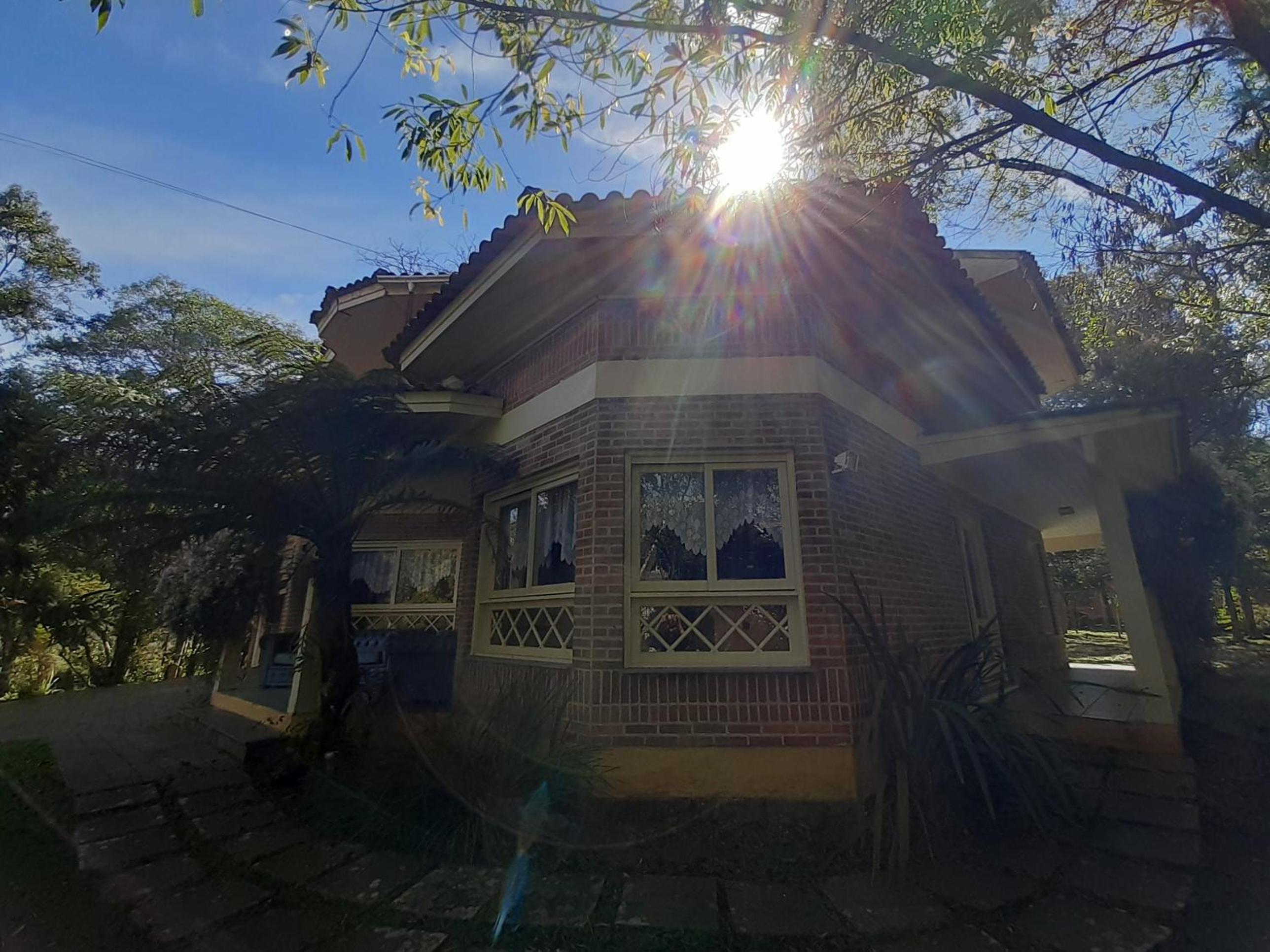 Casa do Bosque, espaçosa e confortável em condominio espetacular, 5 min centro!