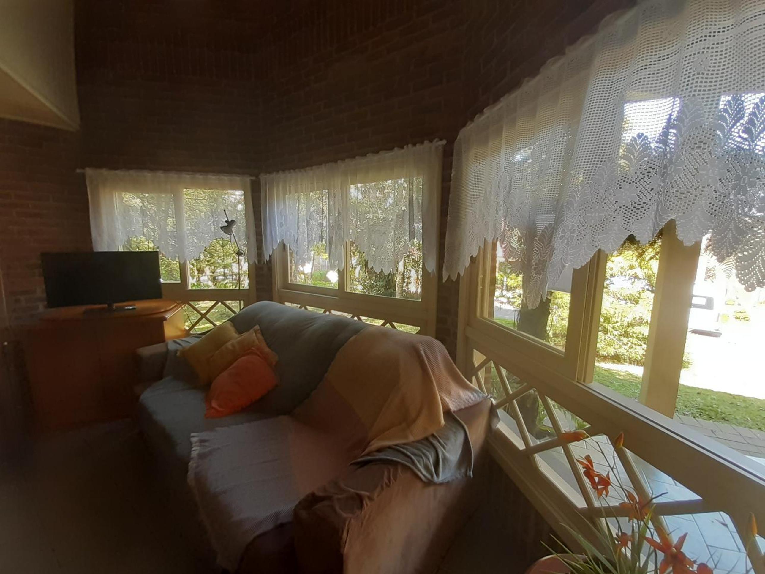 Casa do Bosque, espaçosa e confortável em condominio espetacular, 5 min centro!