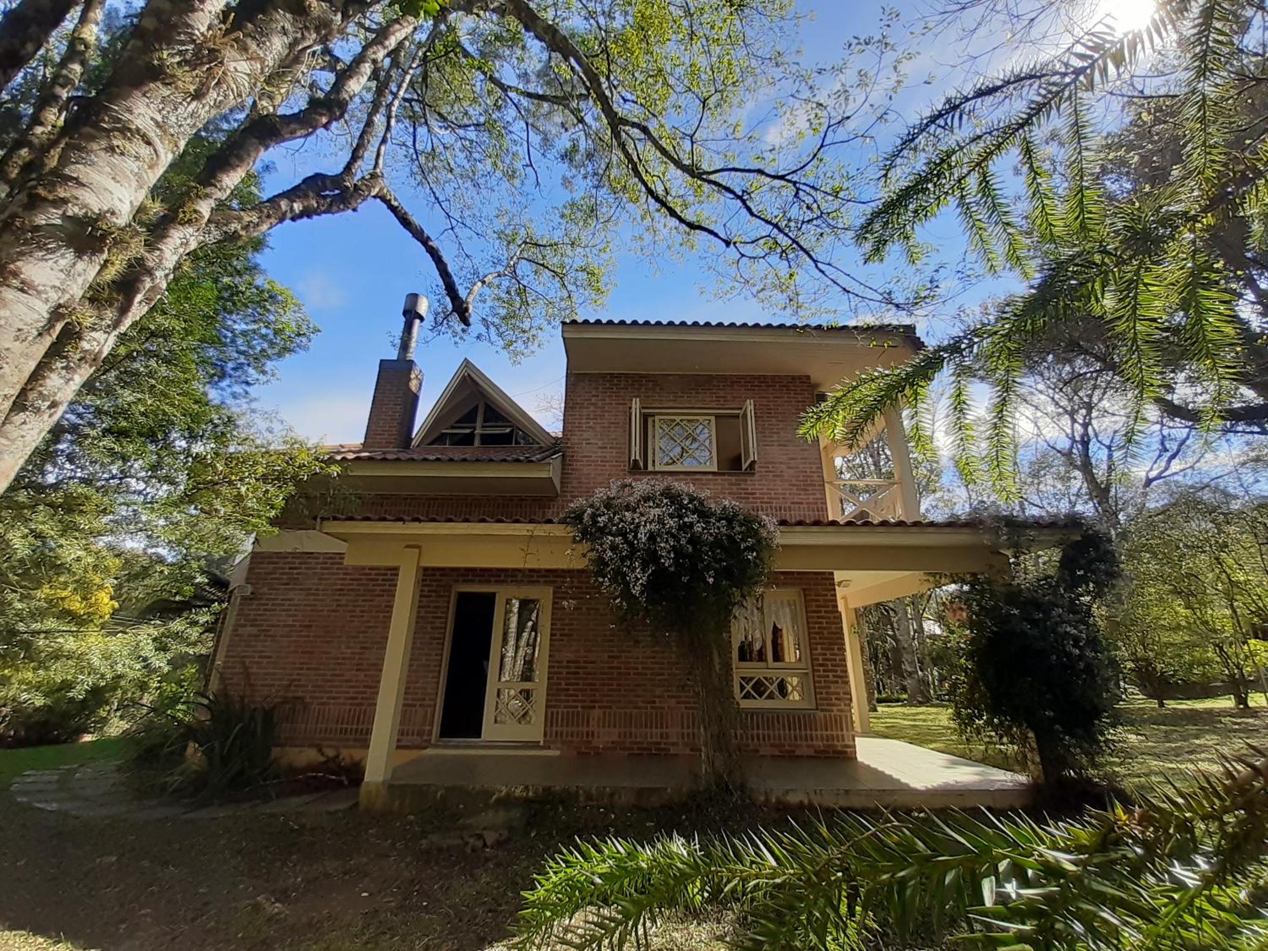 Casa do Bosque, espaçosa e confortável em condominio espetacular, 5 min centro!