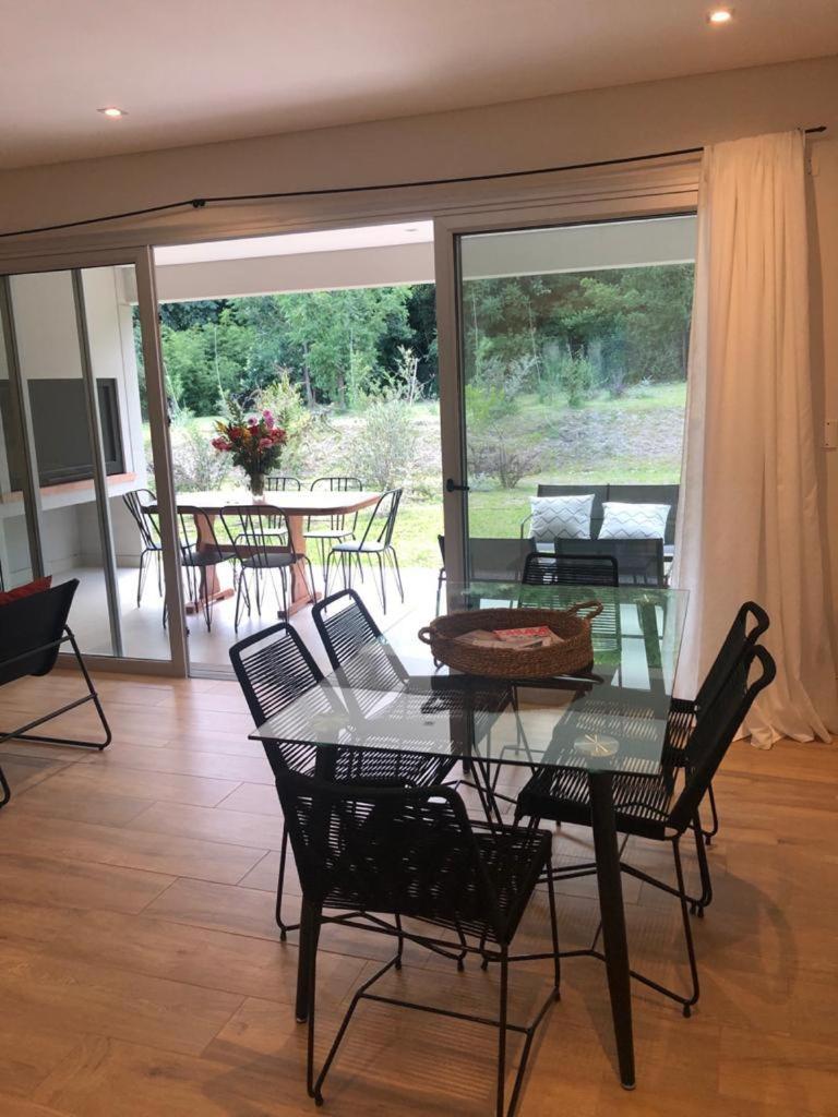 DEPARTAMENTO para 4 personas EN BARRIO CERRADO!!