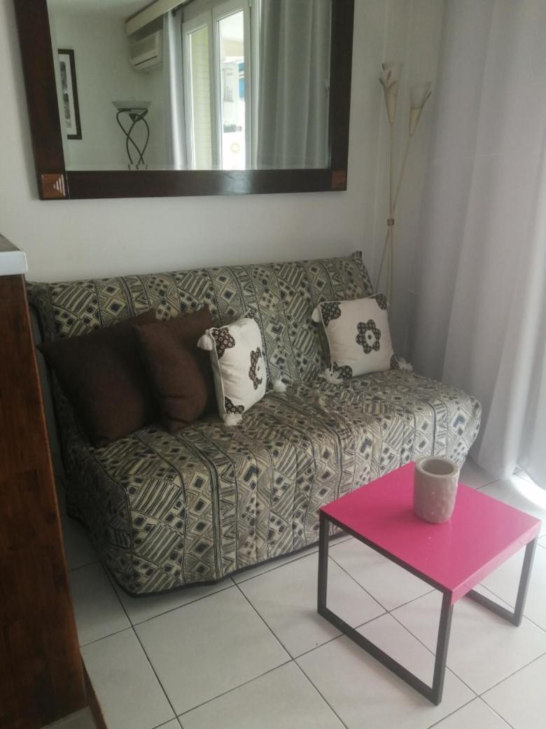 Pradignac One Bedroom photo 4