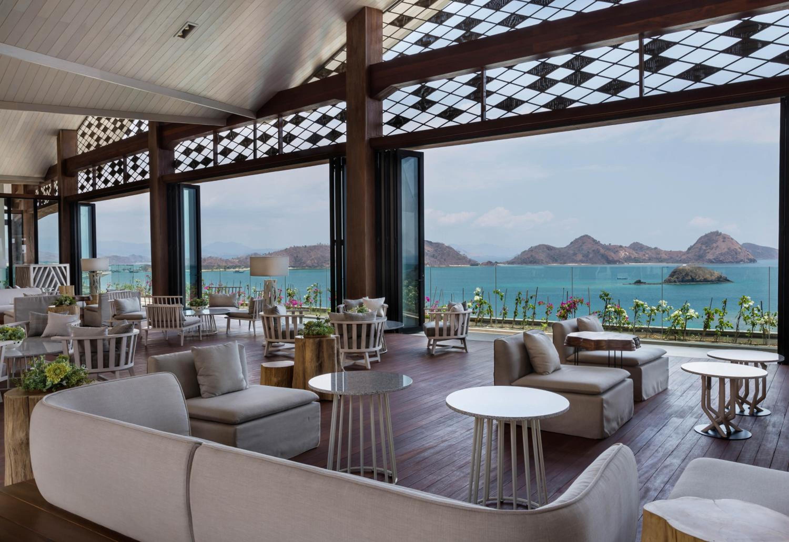 AYANA Komodo Waecicu Beach 5