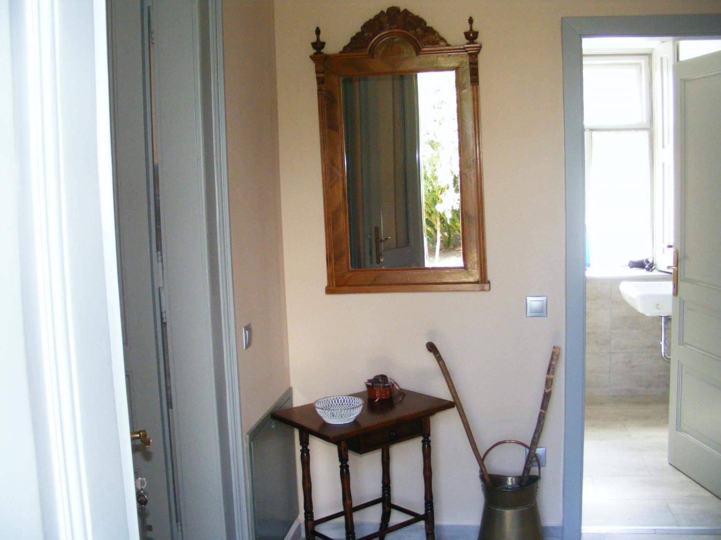 Photo 51