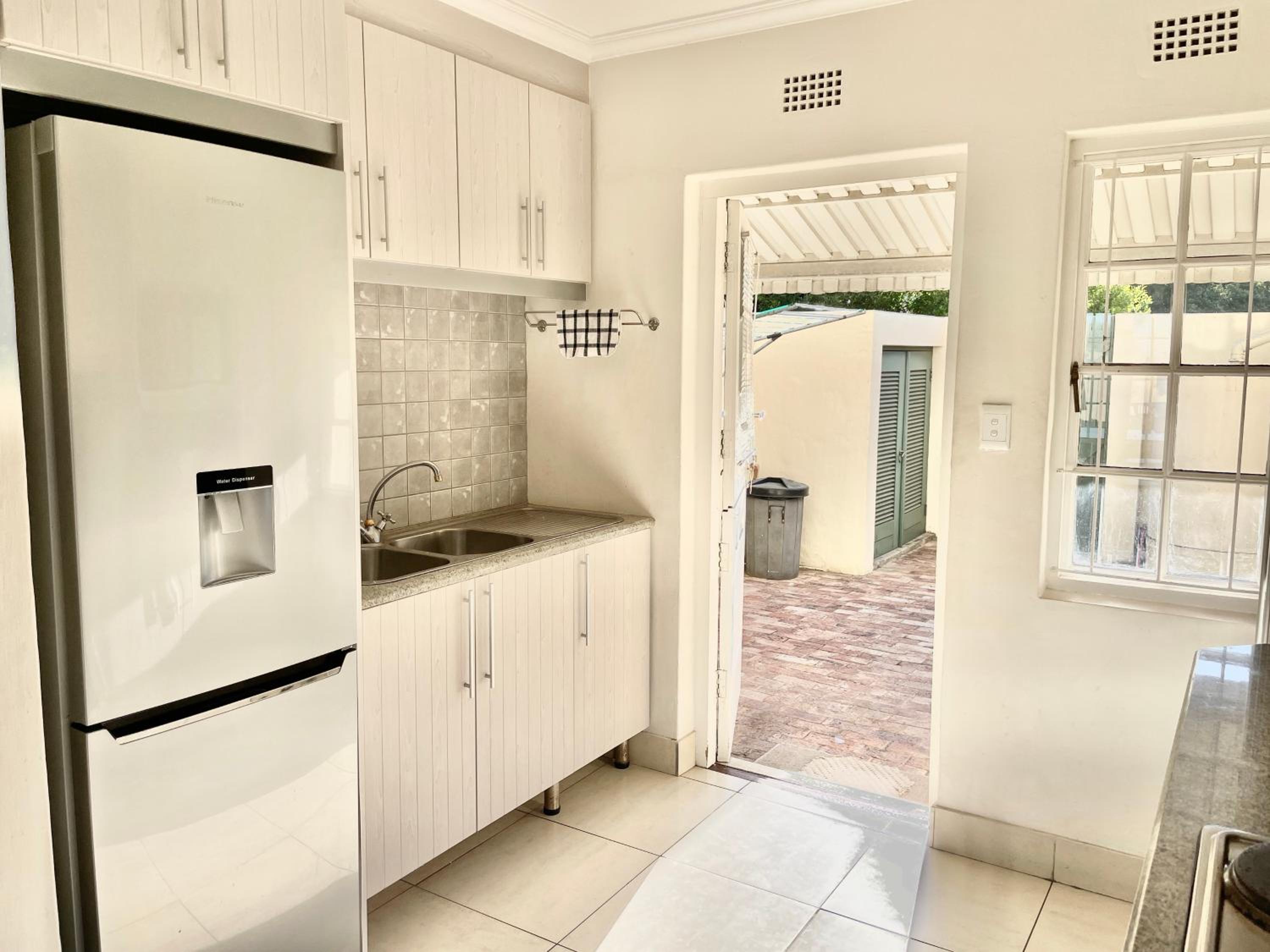 8 Settler Sands Beachfront Accommodation Sea View view 4