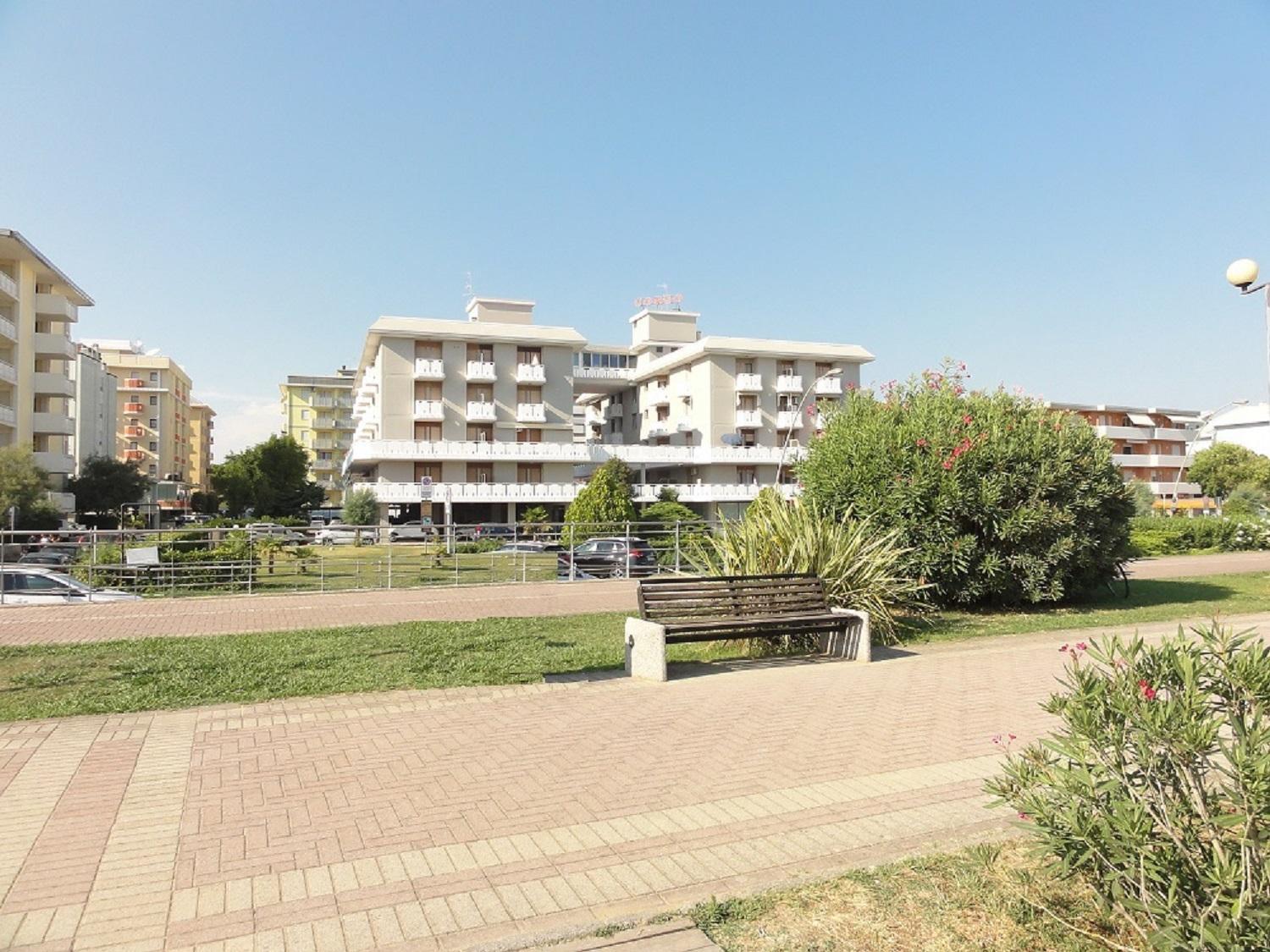 Corso - Appartamenti en Bibione