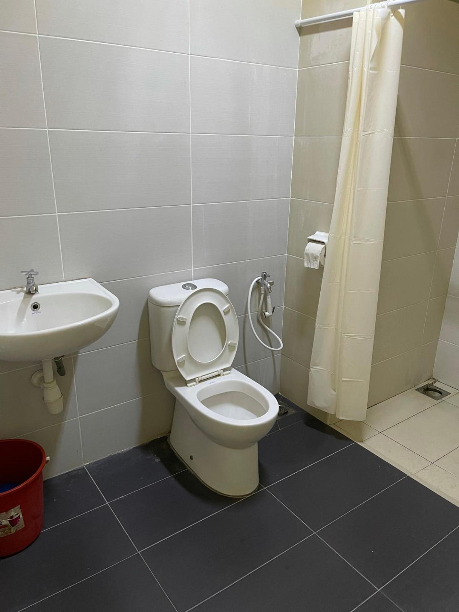 Baojuwu 1 Bedroom Akademik Suites Austin Heights